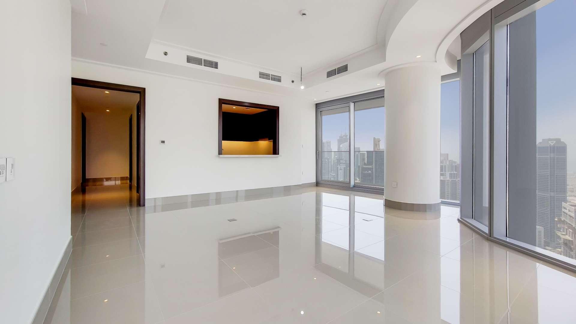 Spacious Downtown Dubai apartment with stunning Burj Khalifa Area skyline views and large windows
