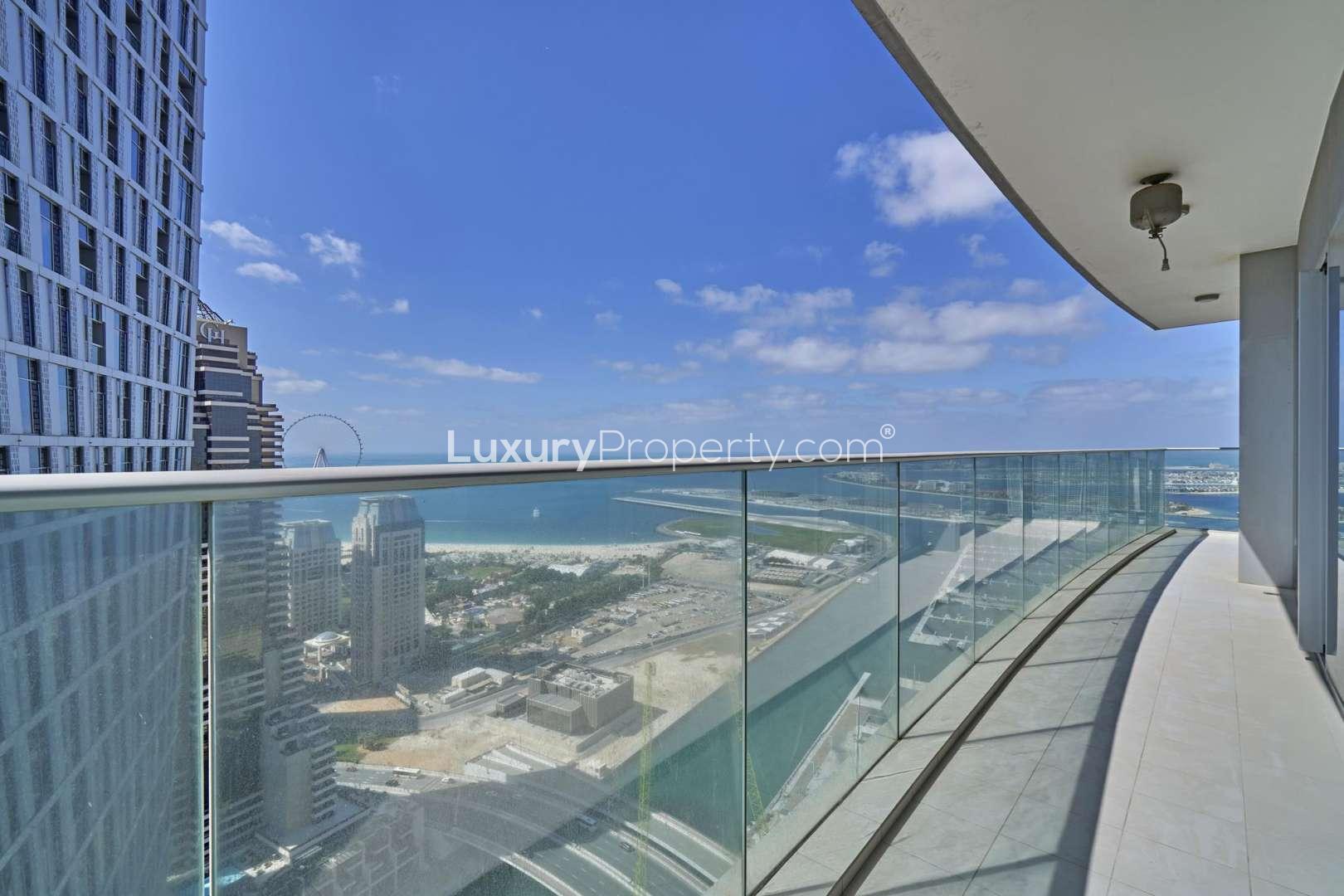 Empty room in Damac Heights apartment, white walls, tiled floor, Dubai Marina rental