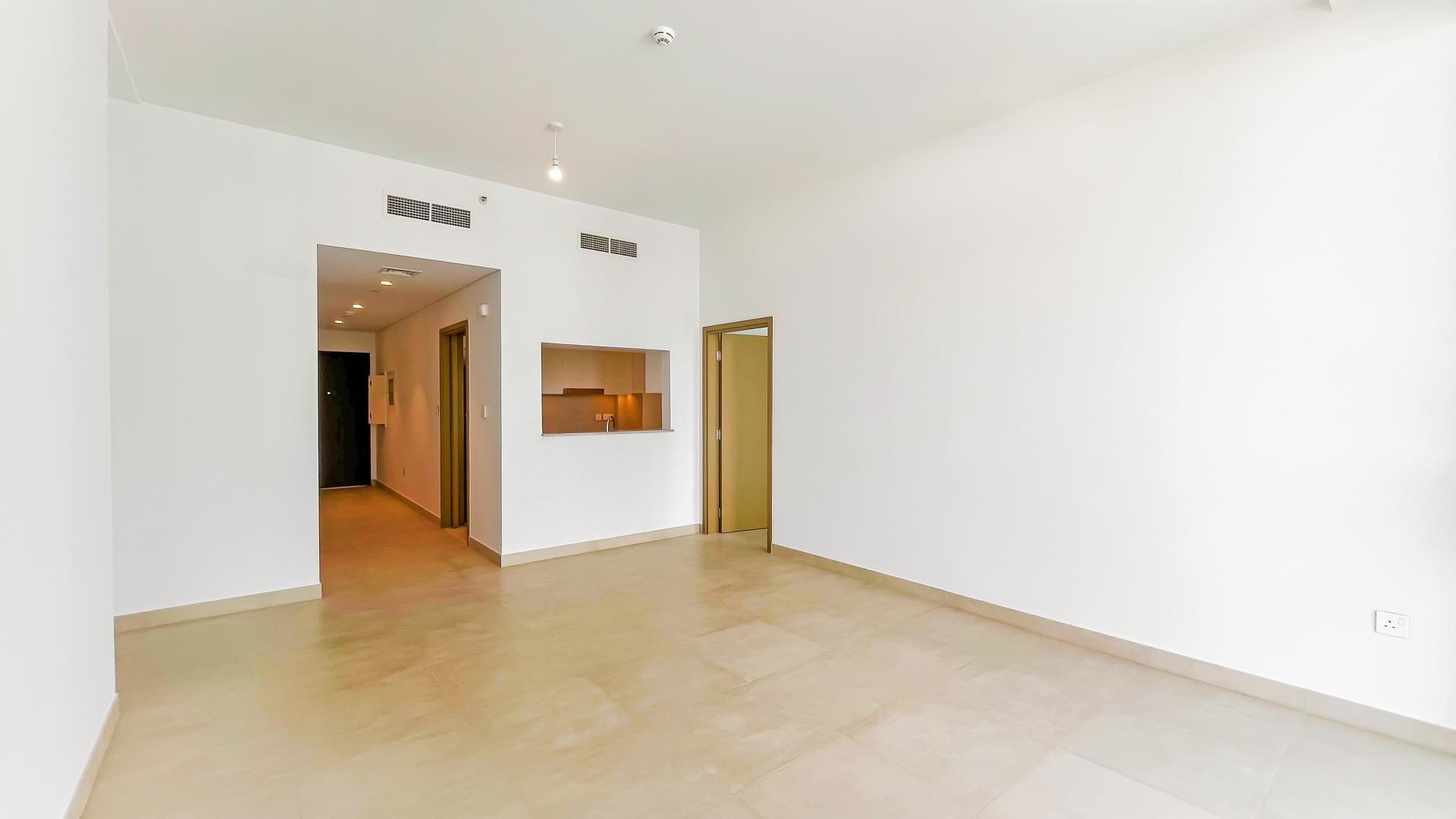 High-floor apartment with modern finish and large windows, Downtown Views, Dubai