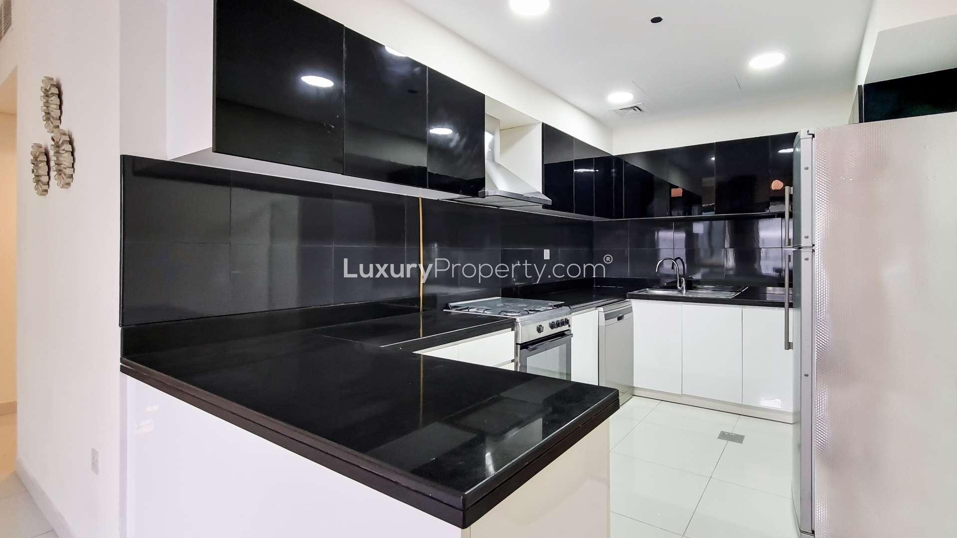 Modern semi-furnished high-floor apartment living room in Executive Bay, Business Bay rental