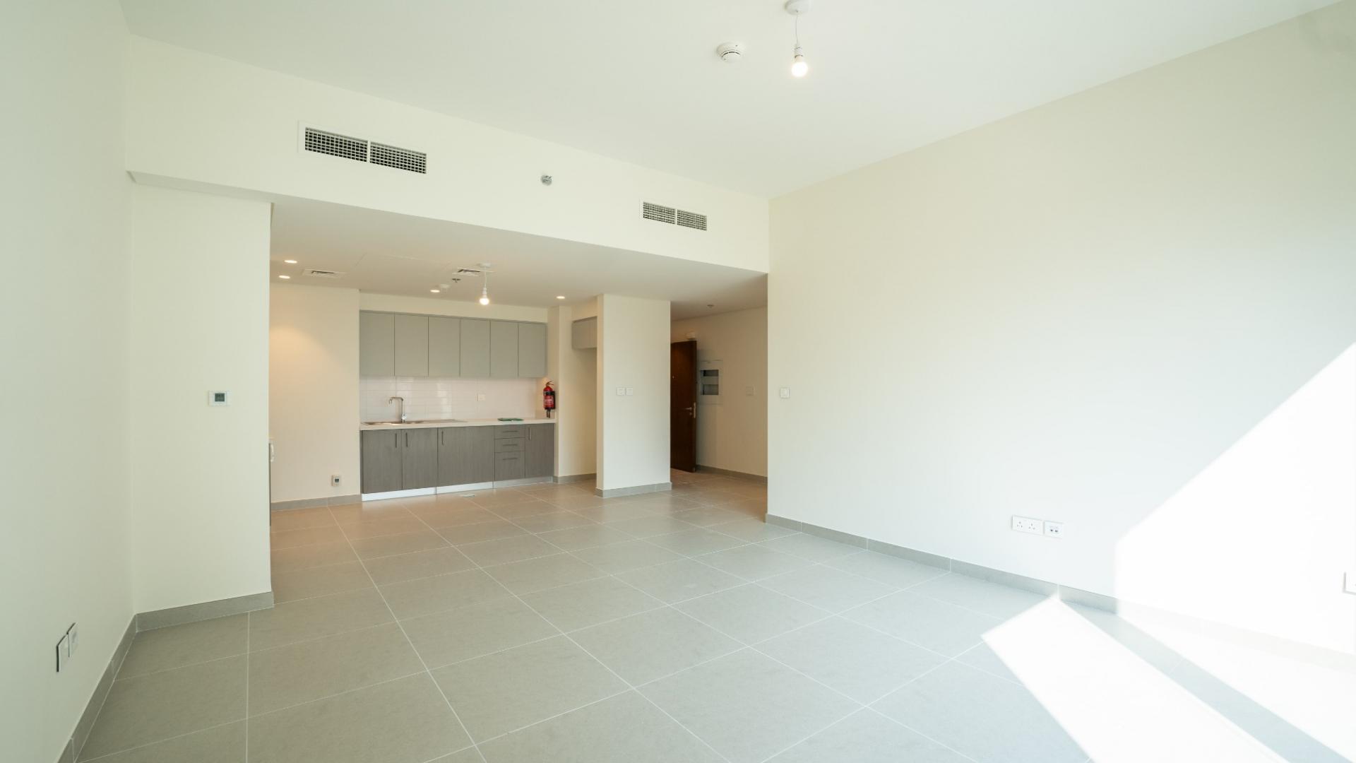 Brand new modern living area in Forte apartment, Downtown Dubai, with large windows