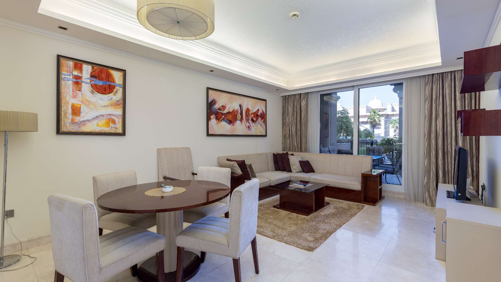 Luxury living room in 2-bedroom apartment, Grandeur Residences, Palm Jumeirah, with elegant decor