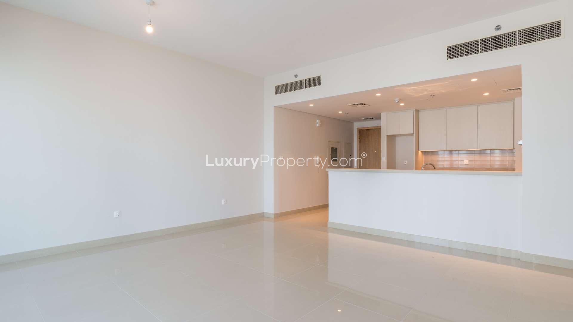 Modern kitchen in 5-bedroom apartment for rent, Harbour Views, Dubai Creek Harbour