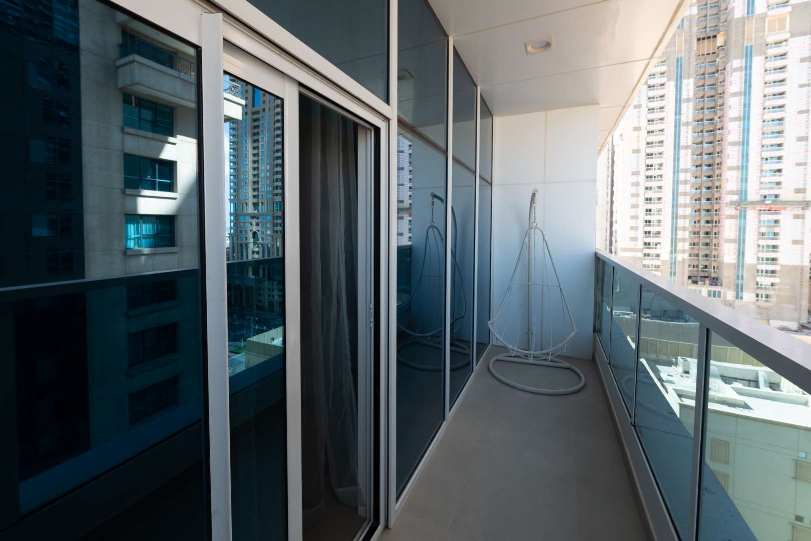 Bunk beds in a furnished 2-bedroom apartment, Marina Arcade, Dubai Marina for rent