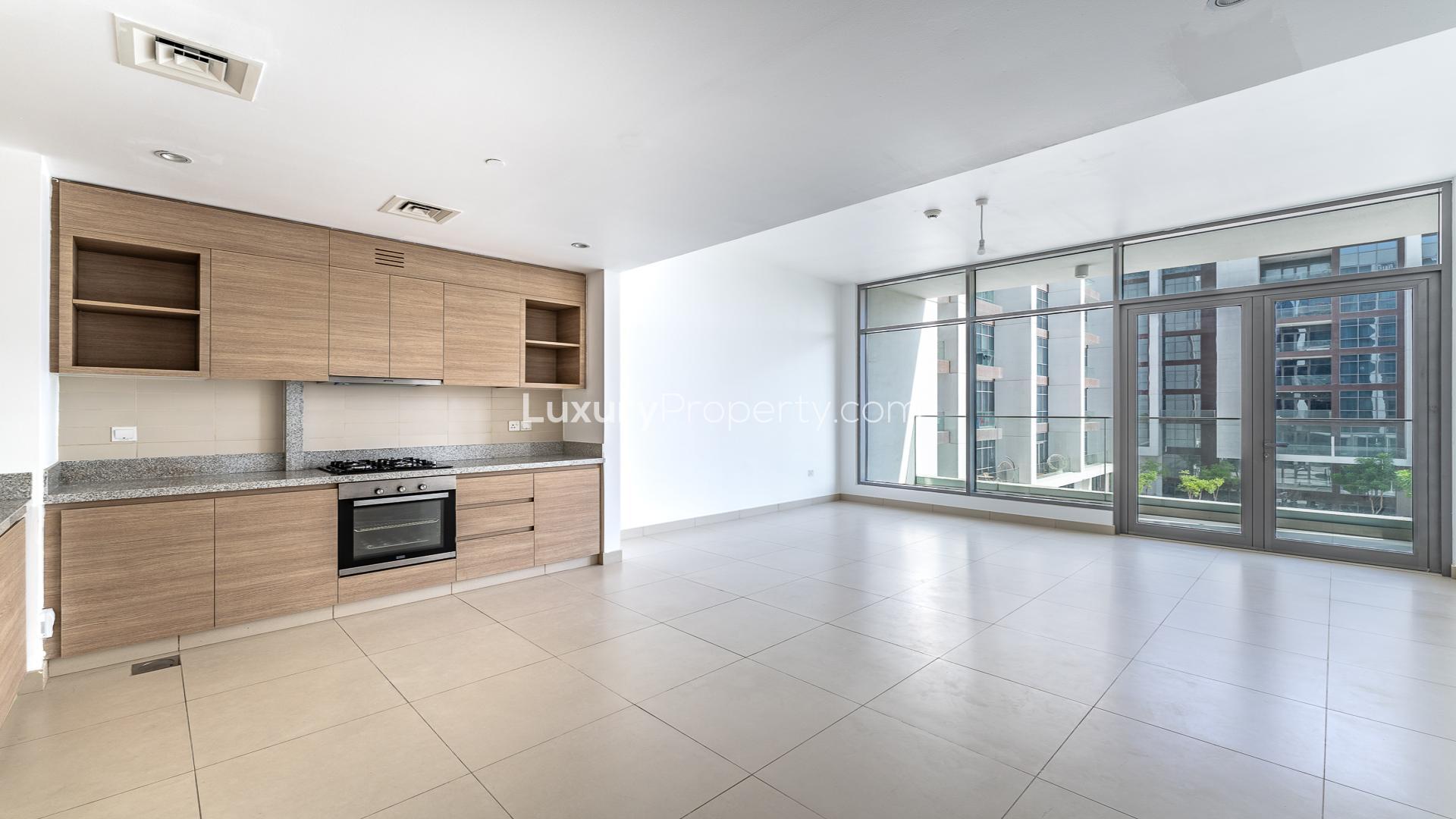 Modern kitchen in 2-bedroom apartment, Dubai Hills Estate Acacia, Park Heights