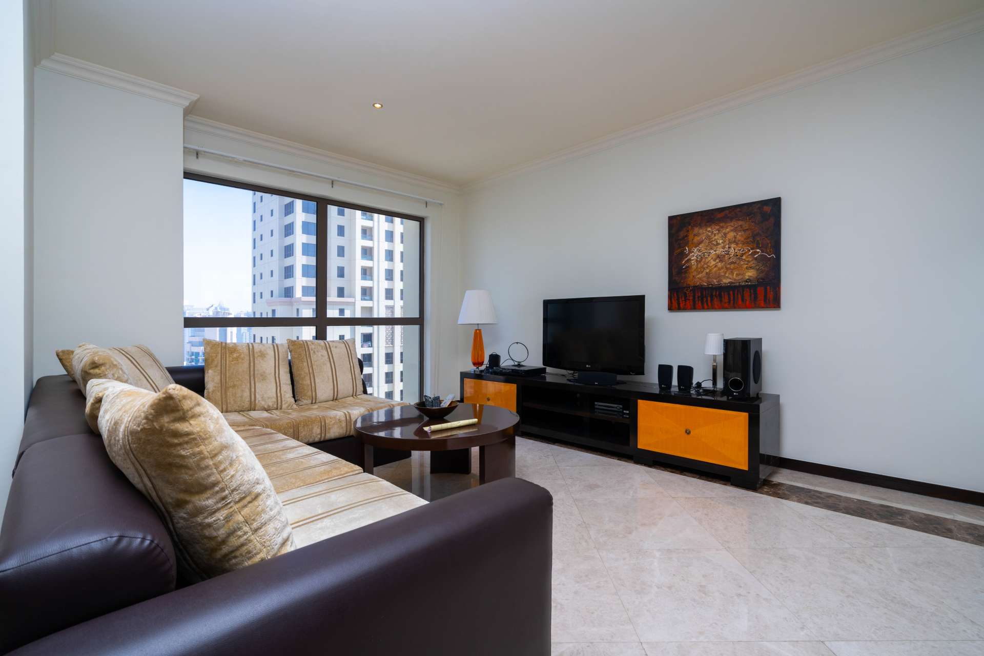 High floor apartment living room with marina views in Murjan 4, JBR for rent