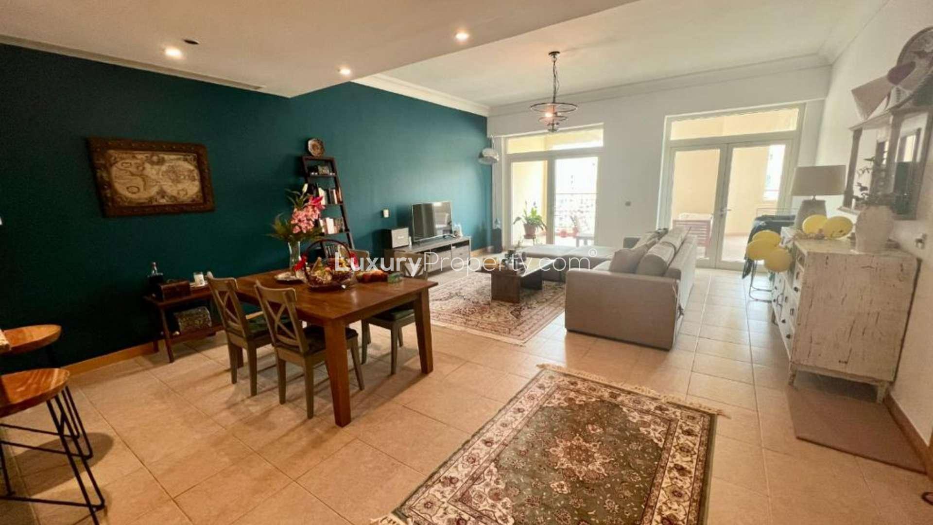 Spacious living room in Shoreline Apartments, Palm Jumeirah, with stylish decor and natural light