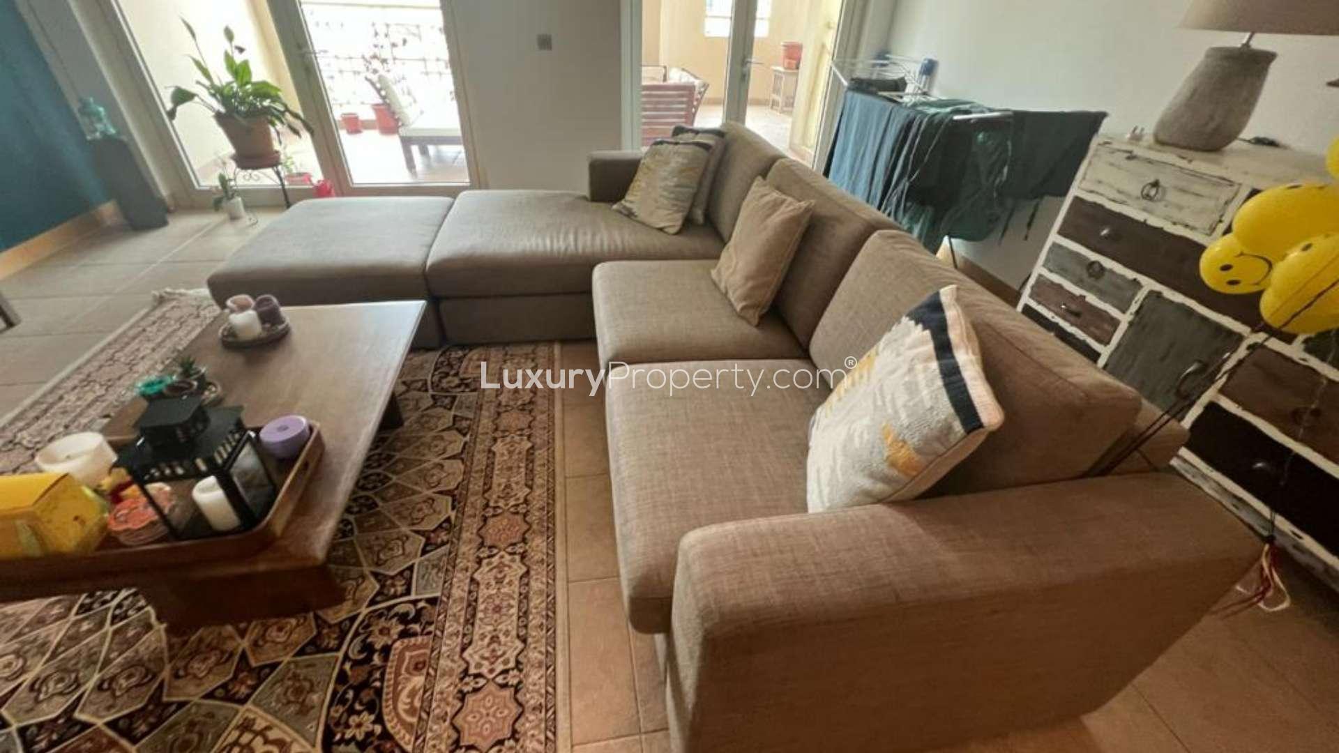 Spacious living room in Shoreline Apartments, Palm Jumeirah, with elegant decor and natural light