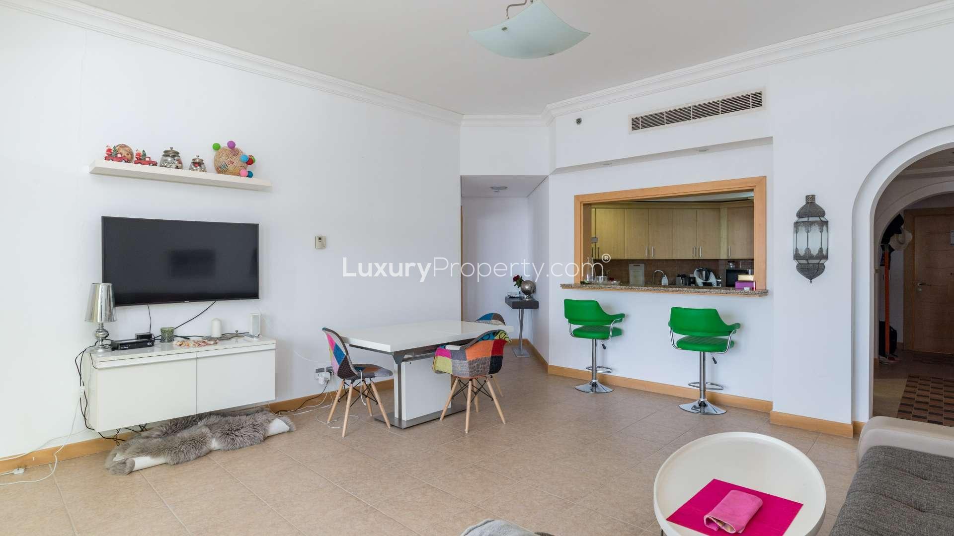 Fully furnished living room in beachfront Palm Jumeirah apartment, bright and spacious interior