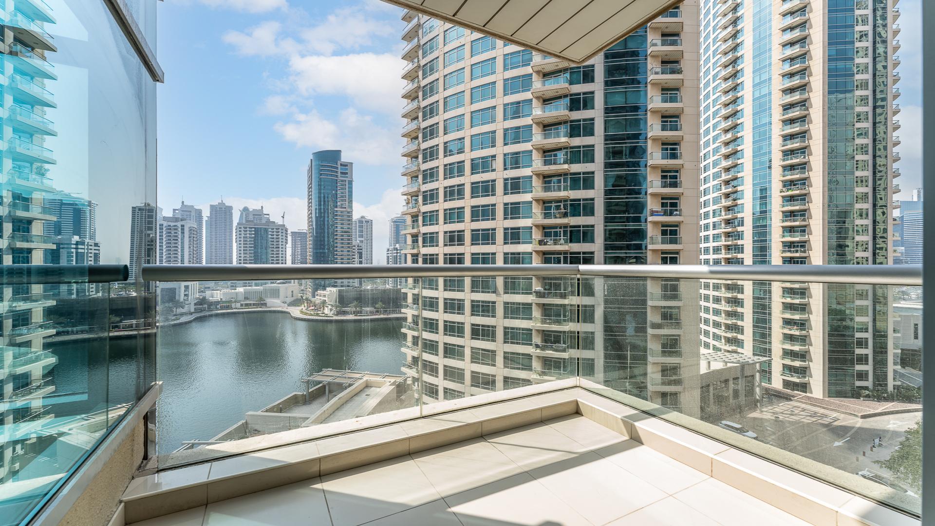 Modern living room in chiller-free 2-bed apartment, Blakely Tower, Dubai Marina, Park Island