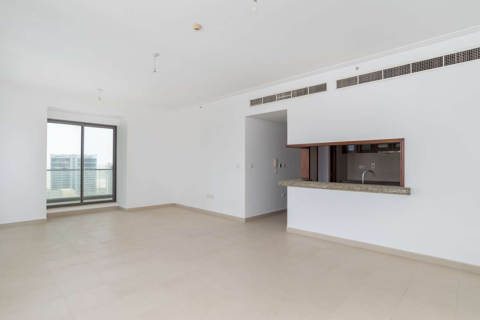 Hallway in 2-bedroom apartment, South Ridge Tower 6, Downtown Dubai, for rent