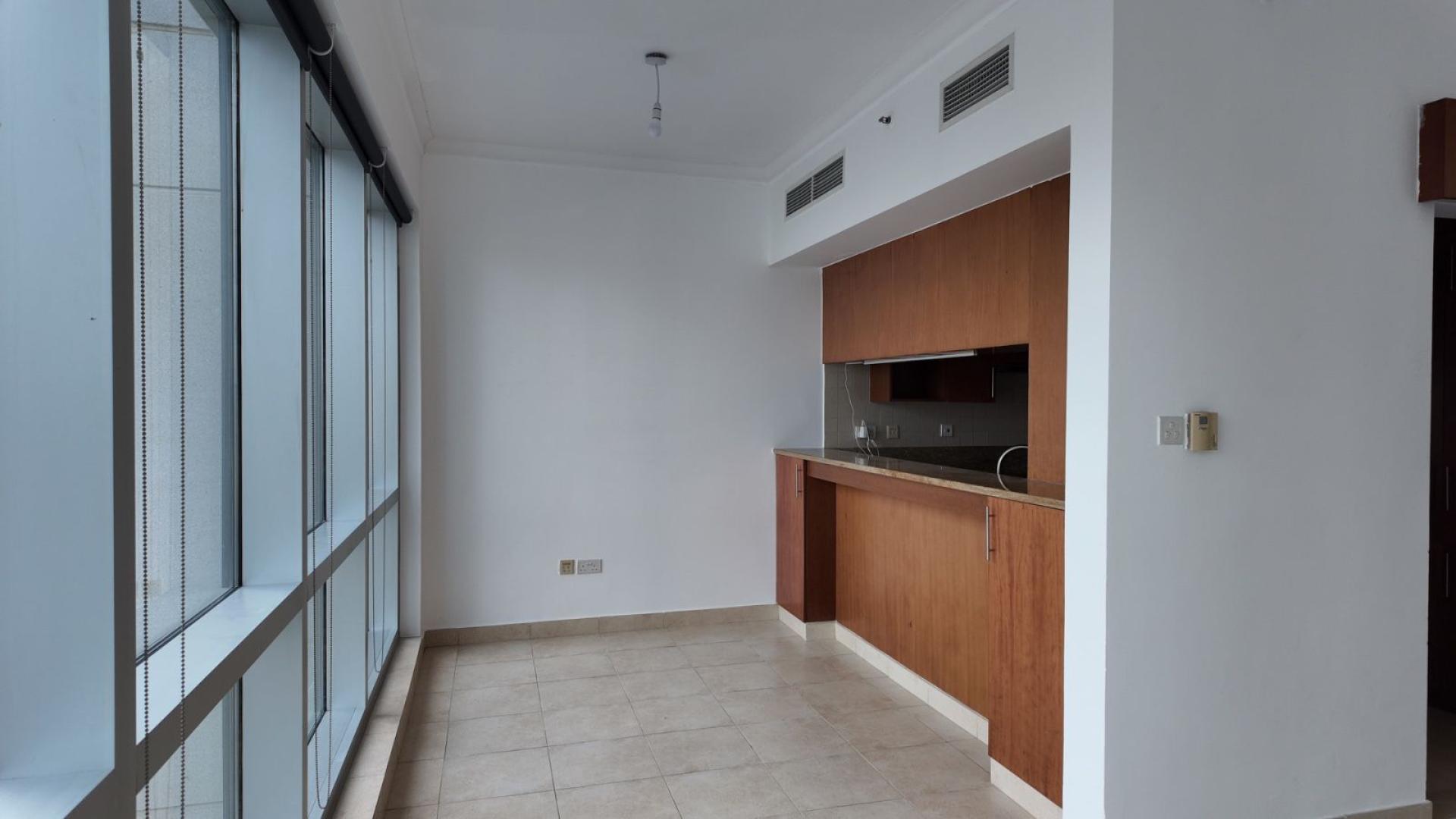 Spacious apartment with city view in The Fairways, Emirates Living, available for rent