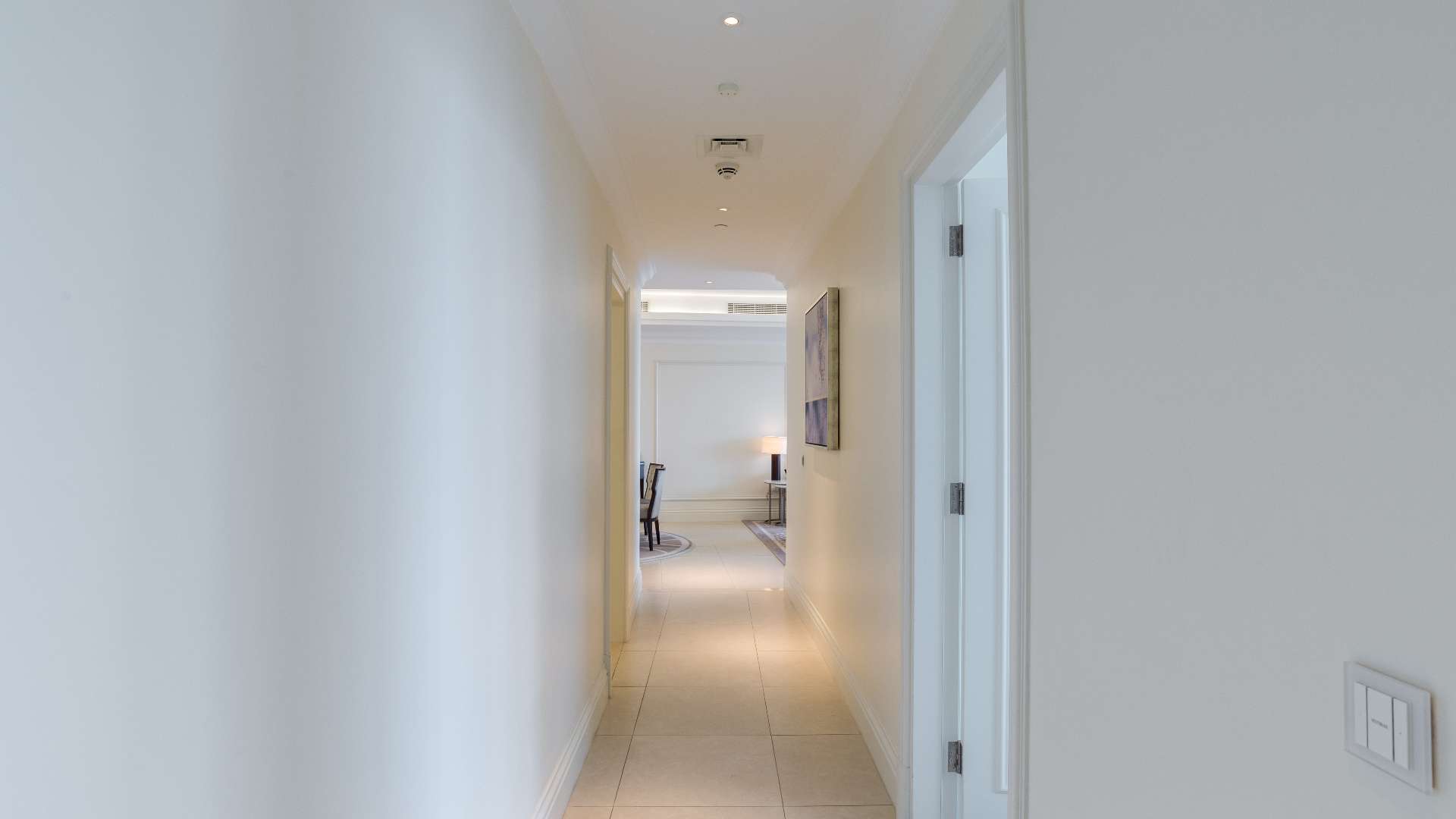 Hallway in serviced apartment, Downtown Dubai, The Address BLVD Sky Collection
