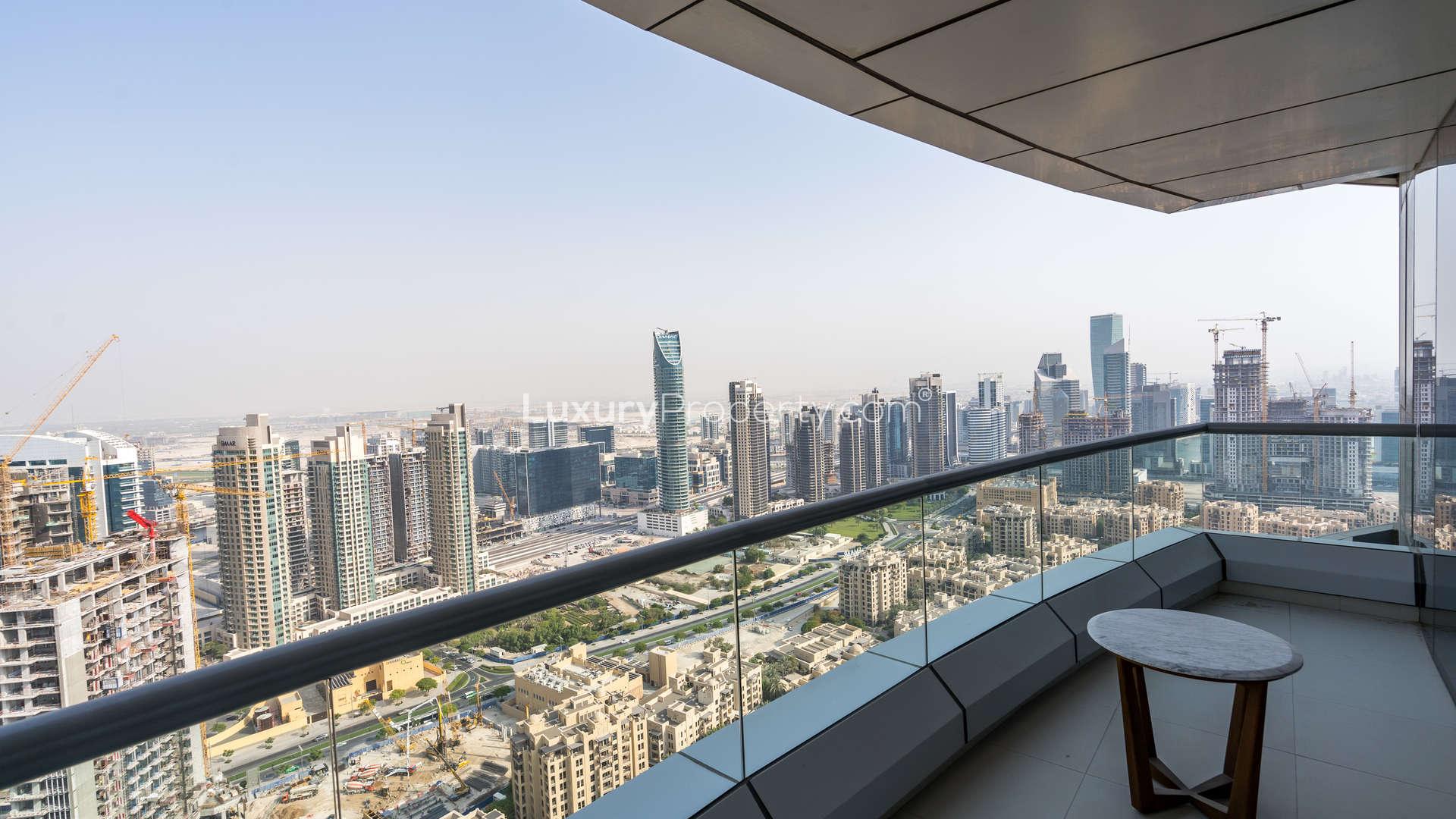 Modern kitchen in 2-bedroom serviced apartment, The Address Lake Hotel, Downtown Dubai