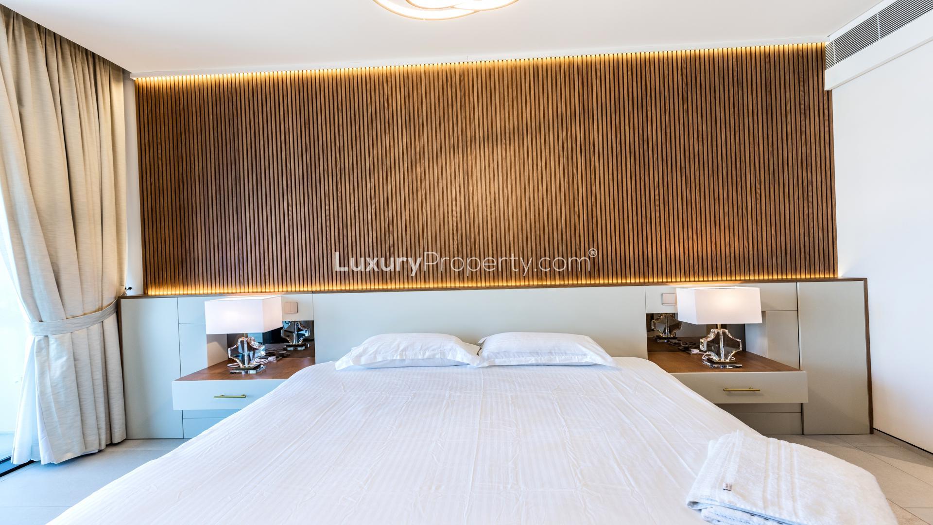 N/A,Hallway leading to bedroom in furnished apartment, Jumeirah Beach Residence, sea view