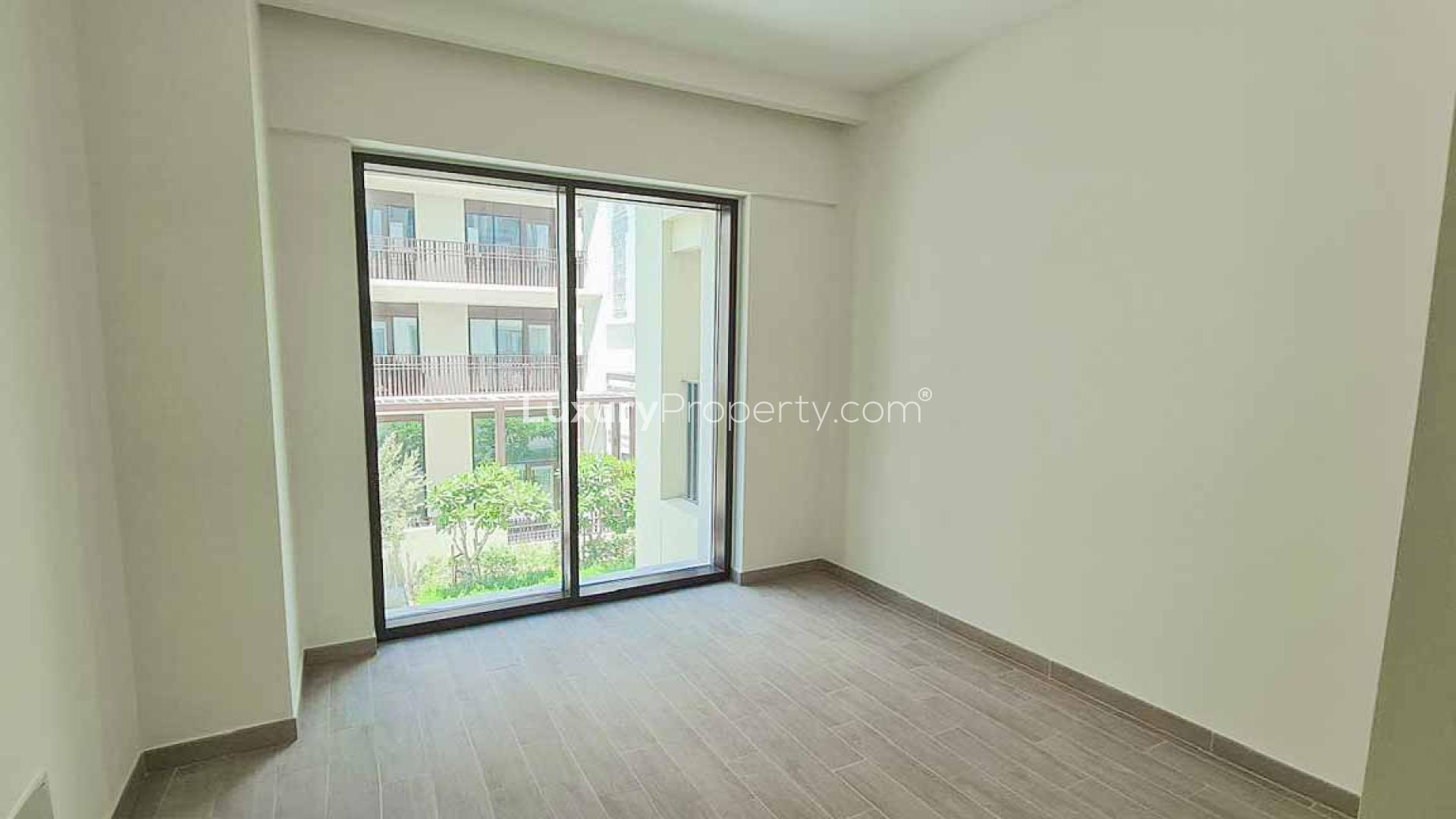 Modern kitchen in 2-bedroom apartment, Breeze at Dubai Creek Harbour, available for rent