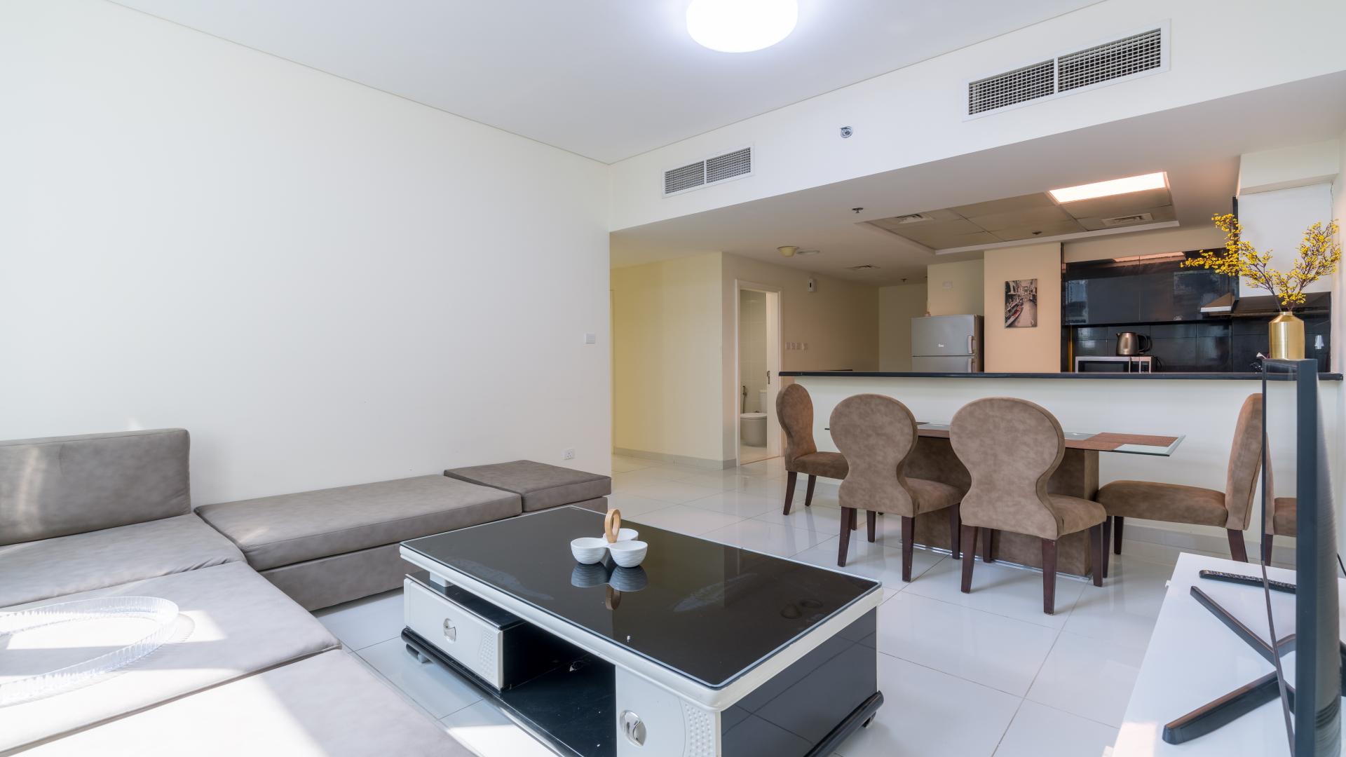 Luxurious 2-bedroom apartment living room with modern furnishings in Business Bay, Park Central