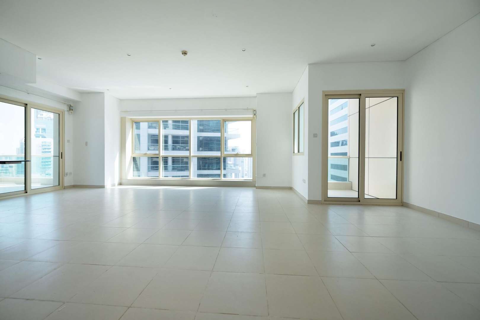 Balcony view from 2-bedroom apartment in The Royal Oceanic, Dubai Marina for rent