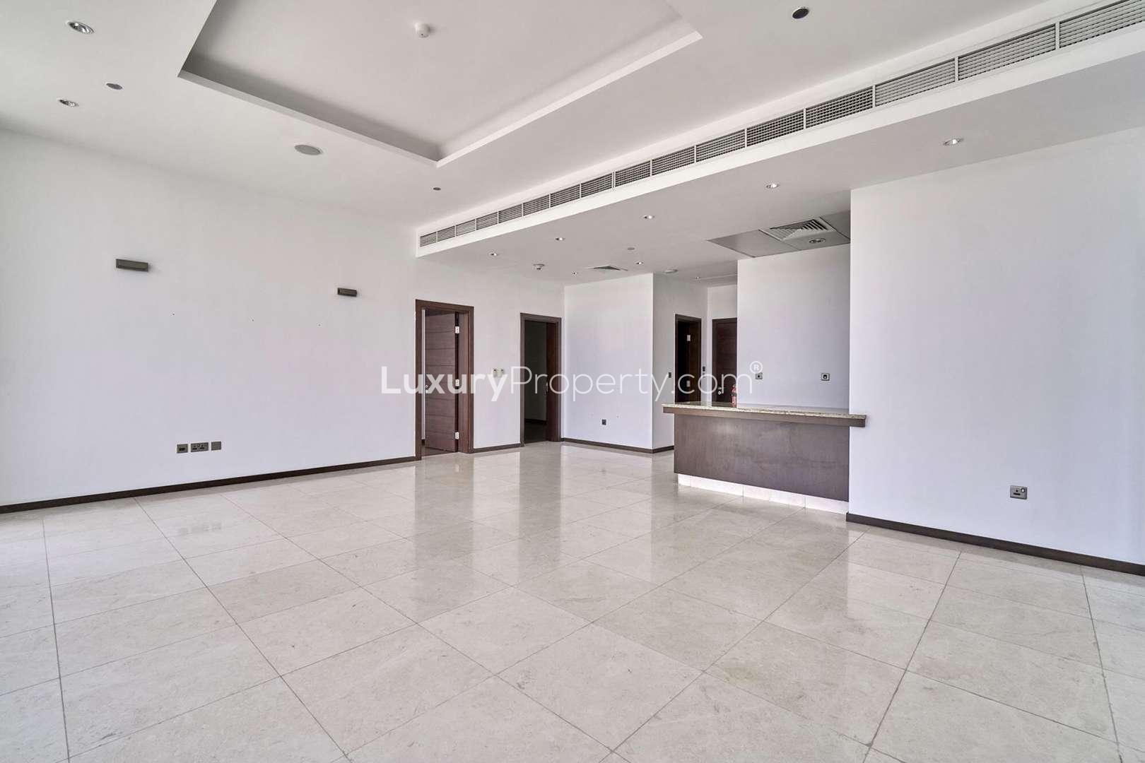Modern kitchen in two-bedroom apartment, Amber Tower, Tiara Residences, Palm Jumeirah