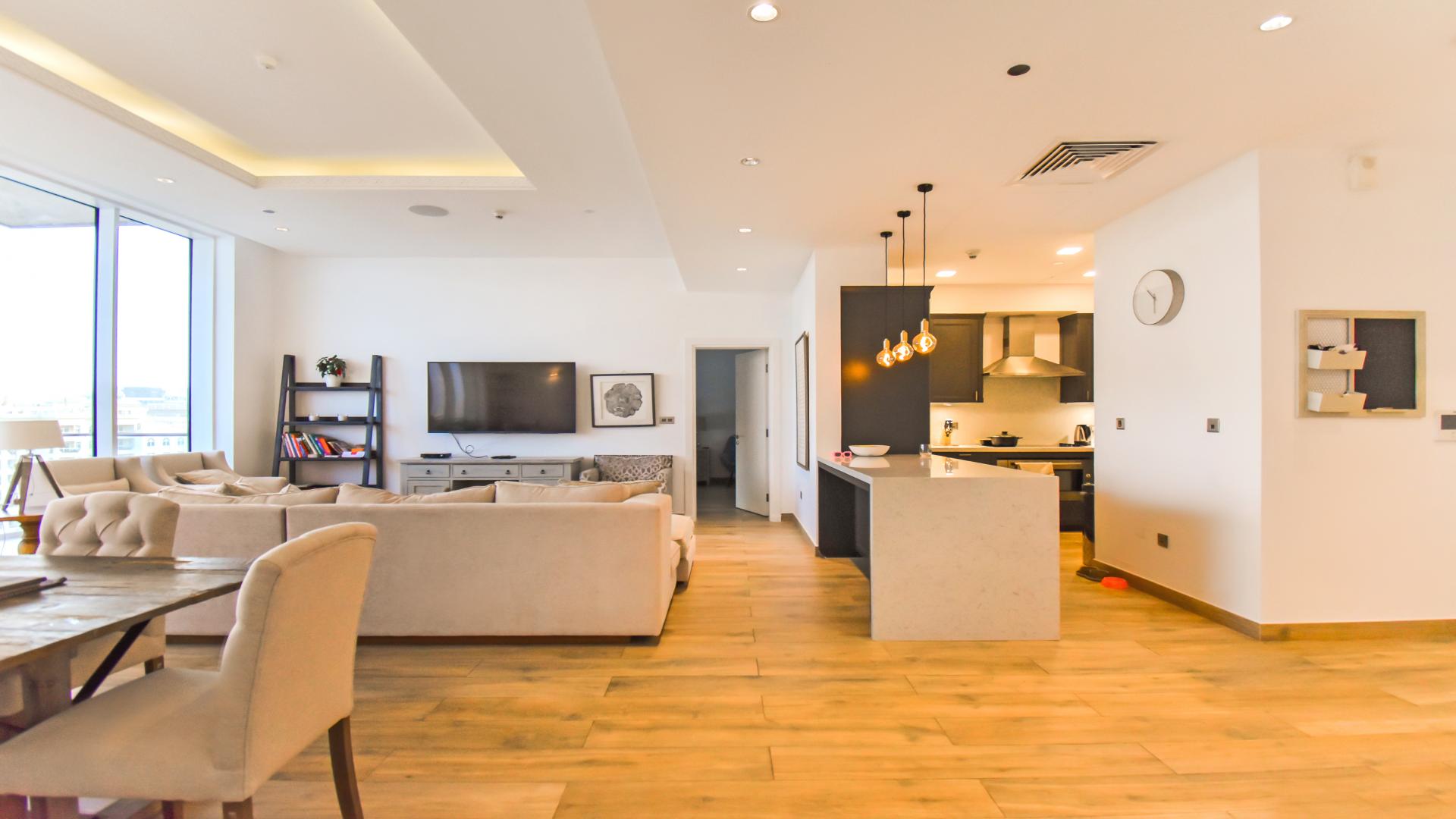 Bedroom in fully renovated 2-bed apartment, Tiara Residences, Palm Jumeirah, available for rent