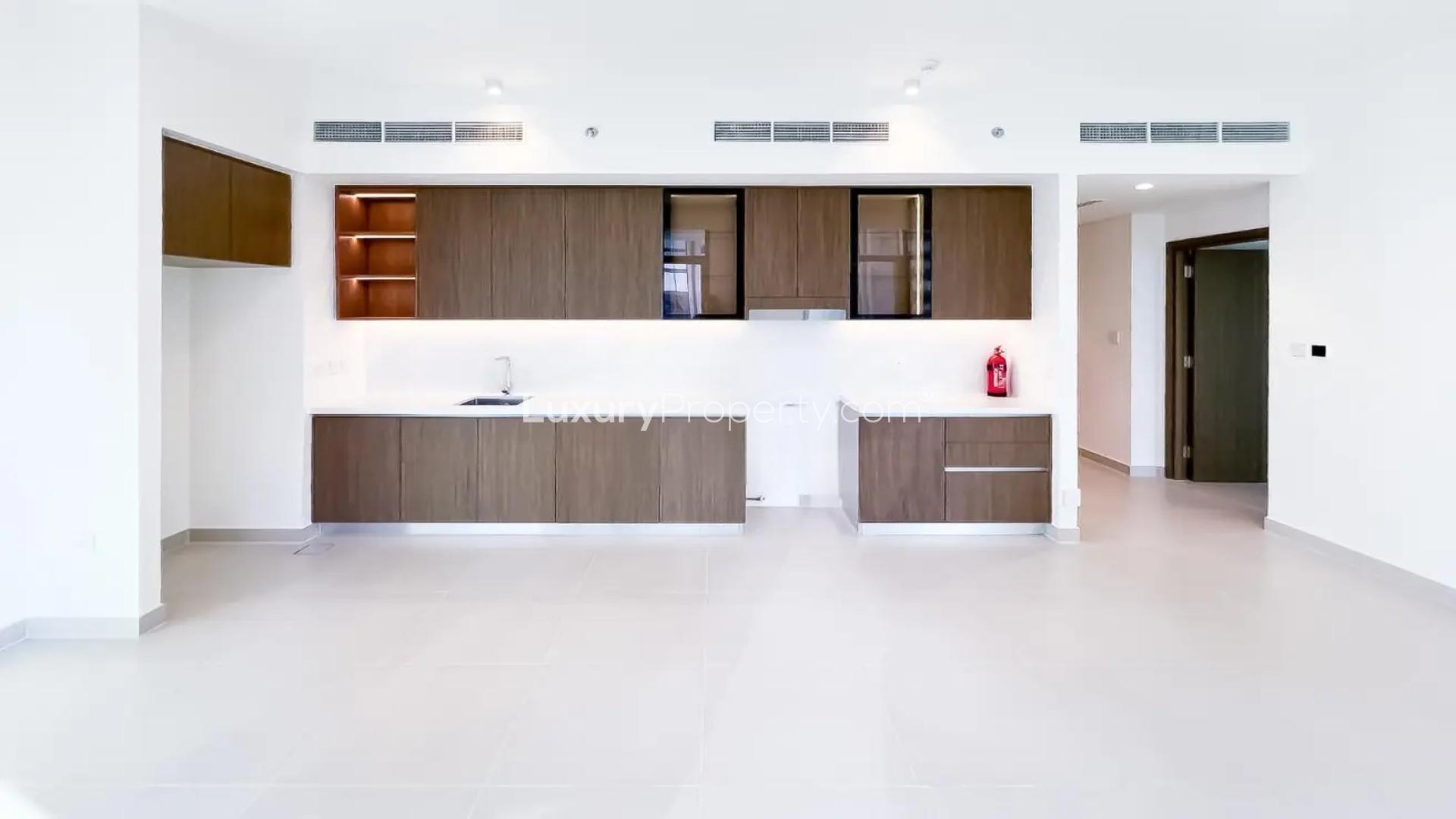Modern kitchen in 2-bedroom apartment, Dubai Creek Harbour, Palace Residences - North