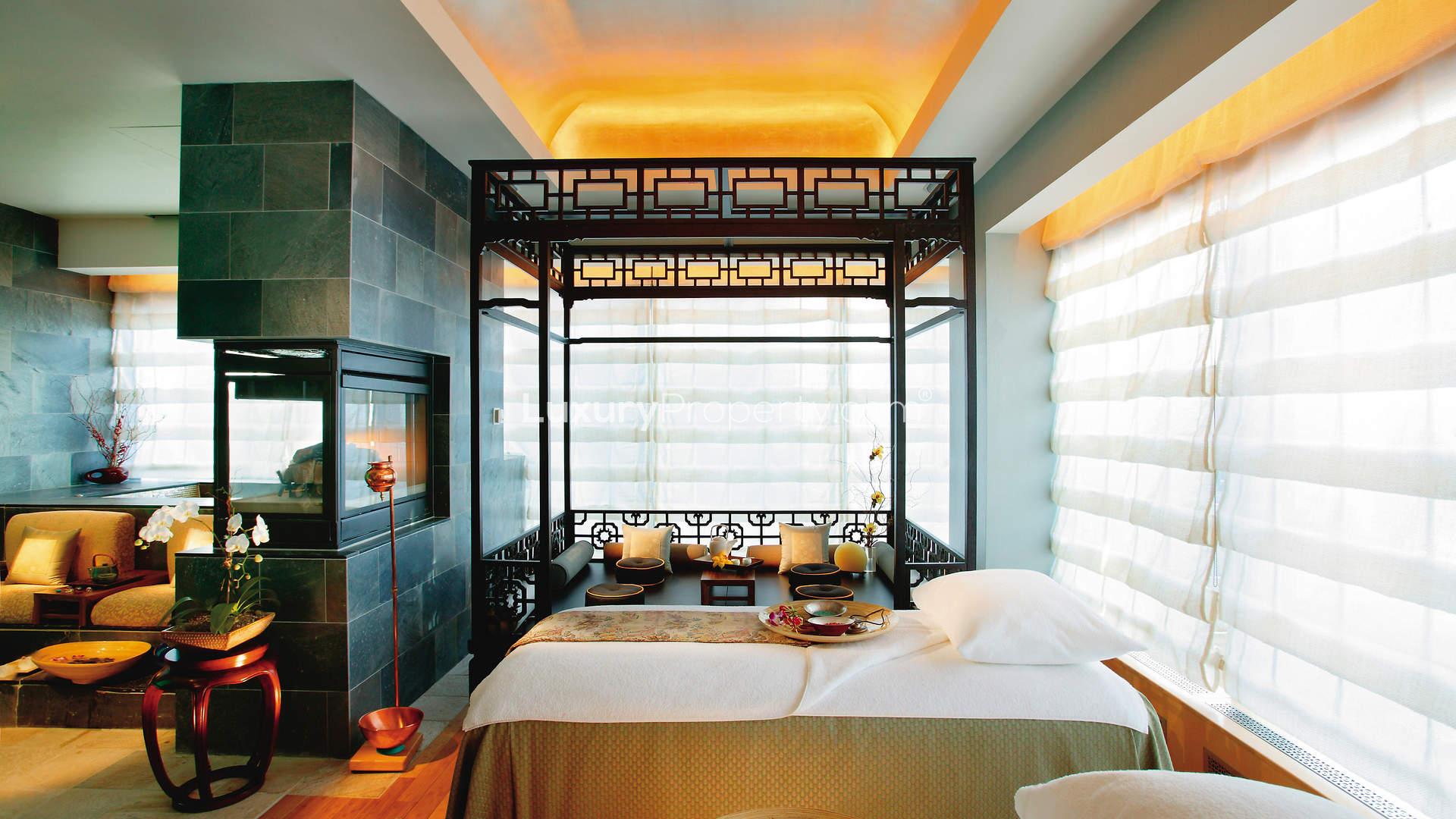 Luxurious Manhattan apartment interior with modern seating and city skyline view