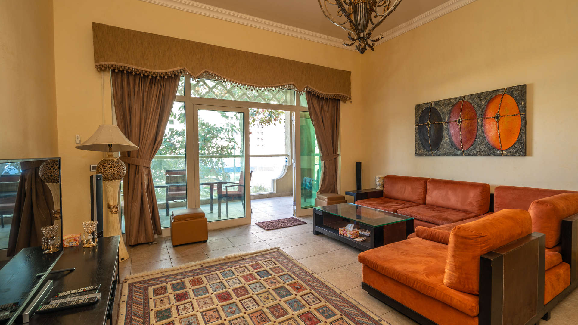 Upgraded bathroom hallway in 2-bedroom apartment, Al Basri, Palm Jumeirah, Dubai