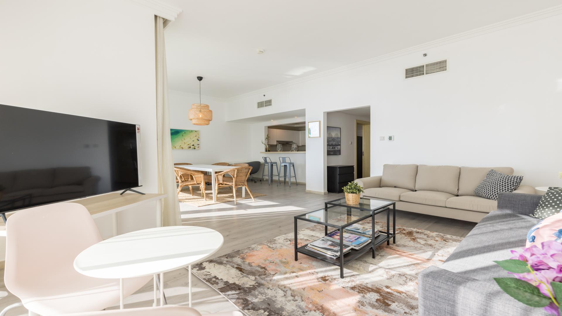 Luxurious living room in fully furnished Jumeirah Beach Residence apartment, Al Bateen Residences