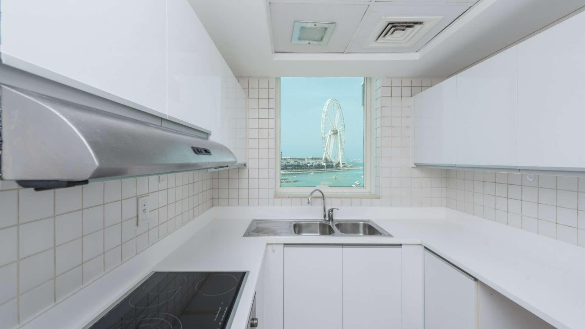 Stunning view of Ain Dubai from Al Bateen Residences apartment window, Jumeirah Beach Residence