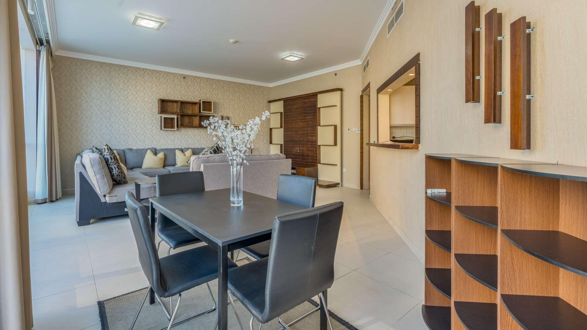 Luxurious living room in 2-bedroom apartment, Al Bateen Residences, JBR, for sale