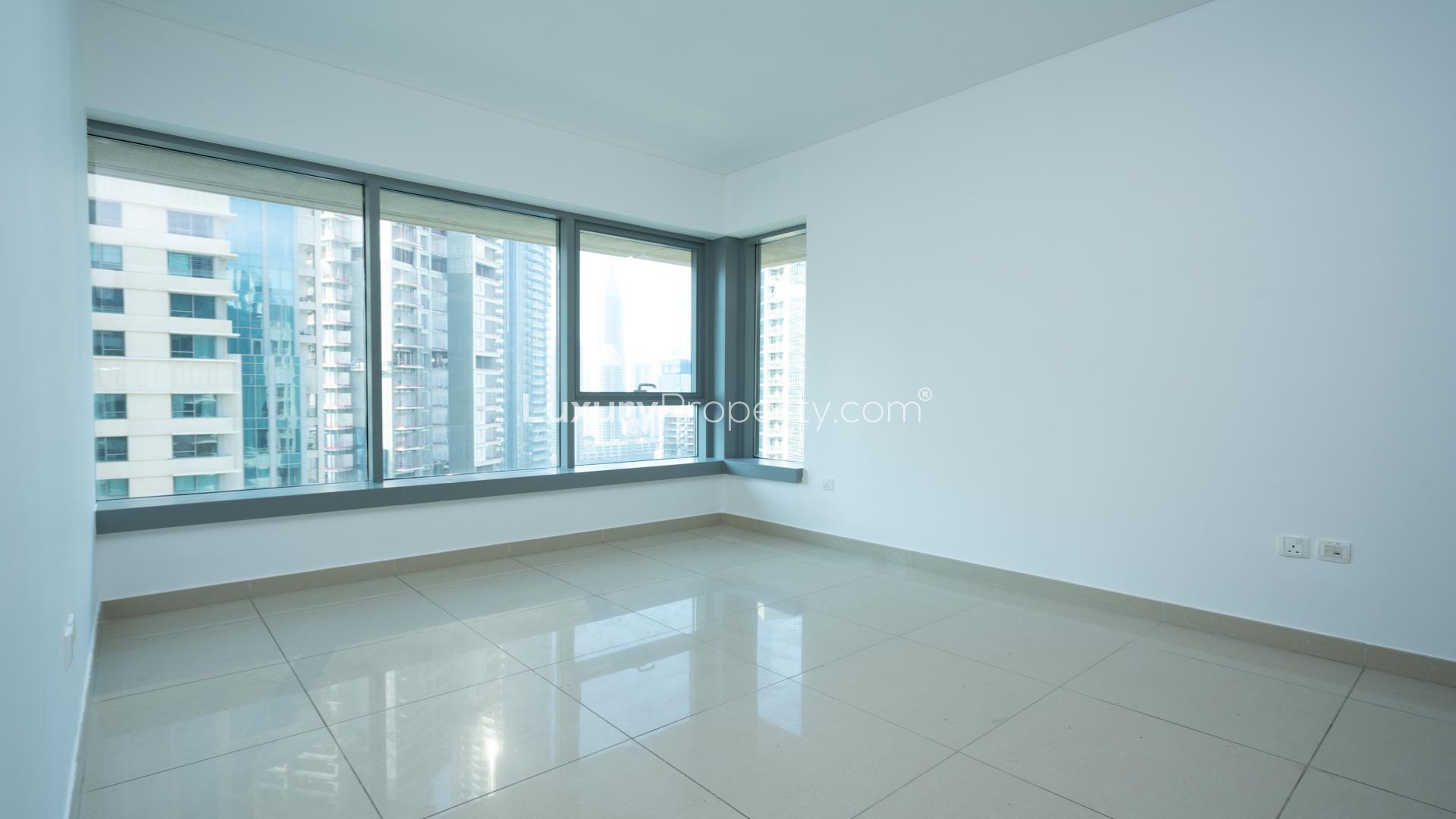 Modern kitchen in 2-bed apartment, 29 Burj Boulevard, Downtown Dubai, for sale