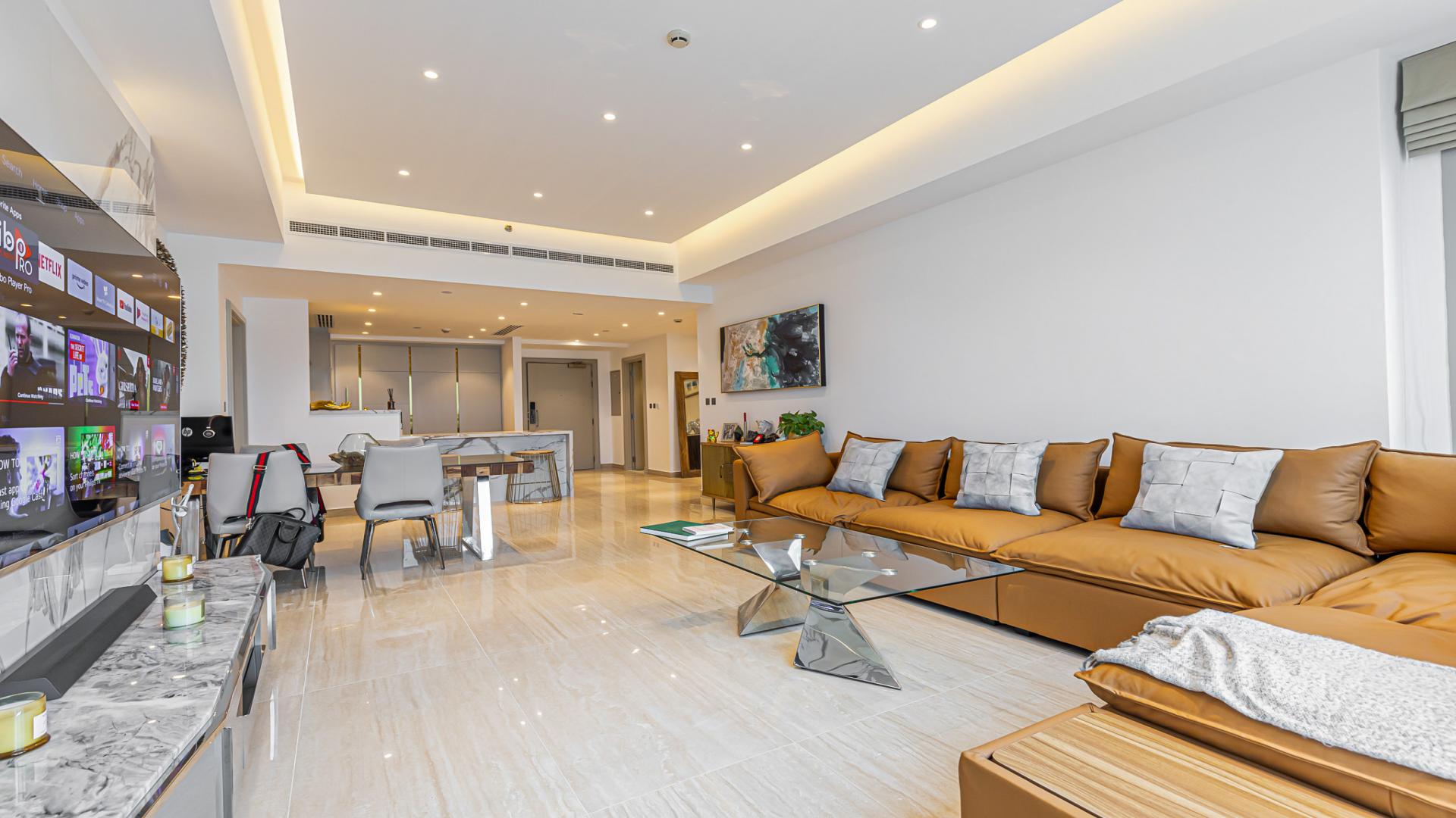 Brand new luxury furnished apartment living room with modern decor, Palm Jumeirah Marina Residences