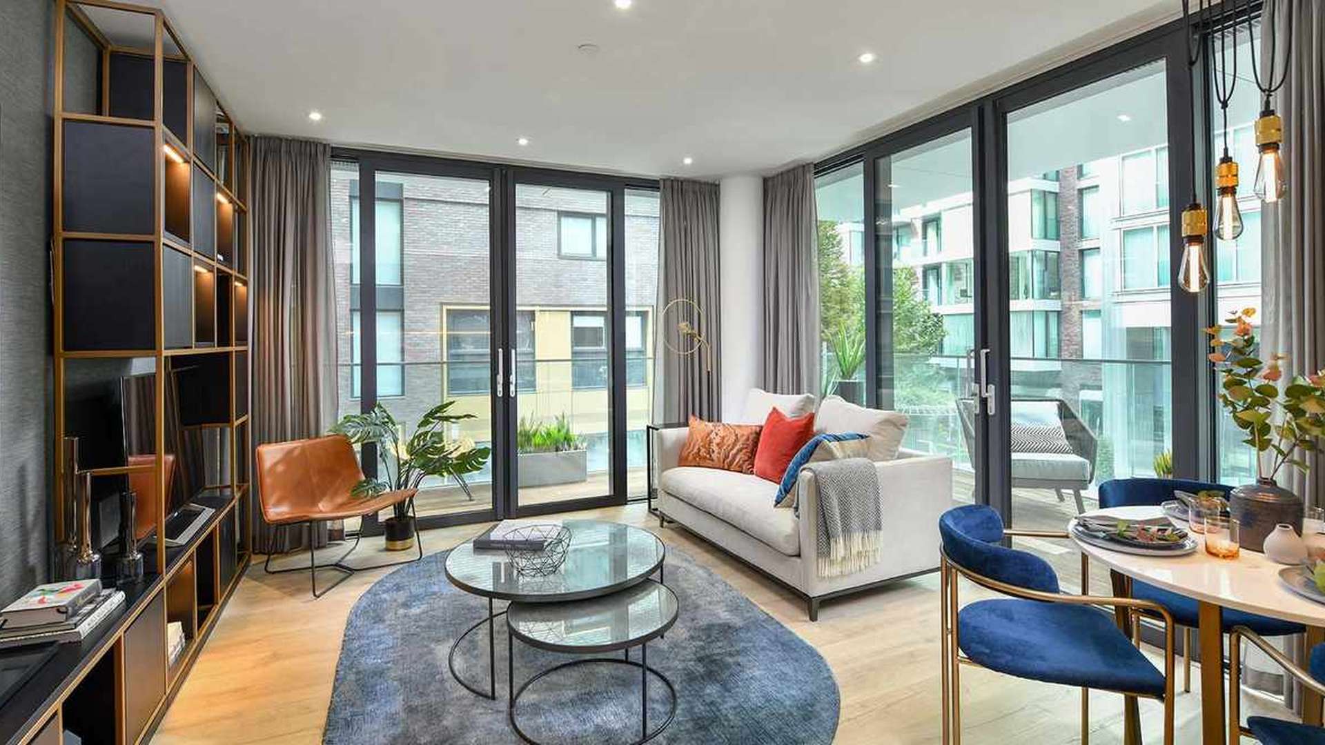 Beautiful garden view of Cassia House, Aldgate apartment for sale, LP01718