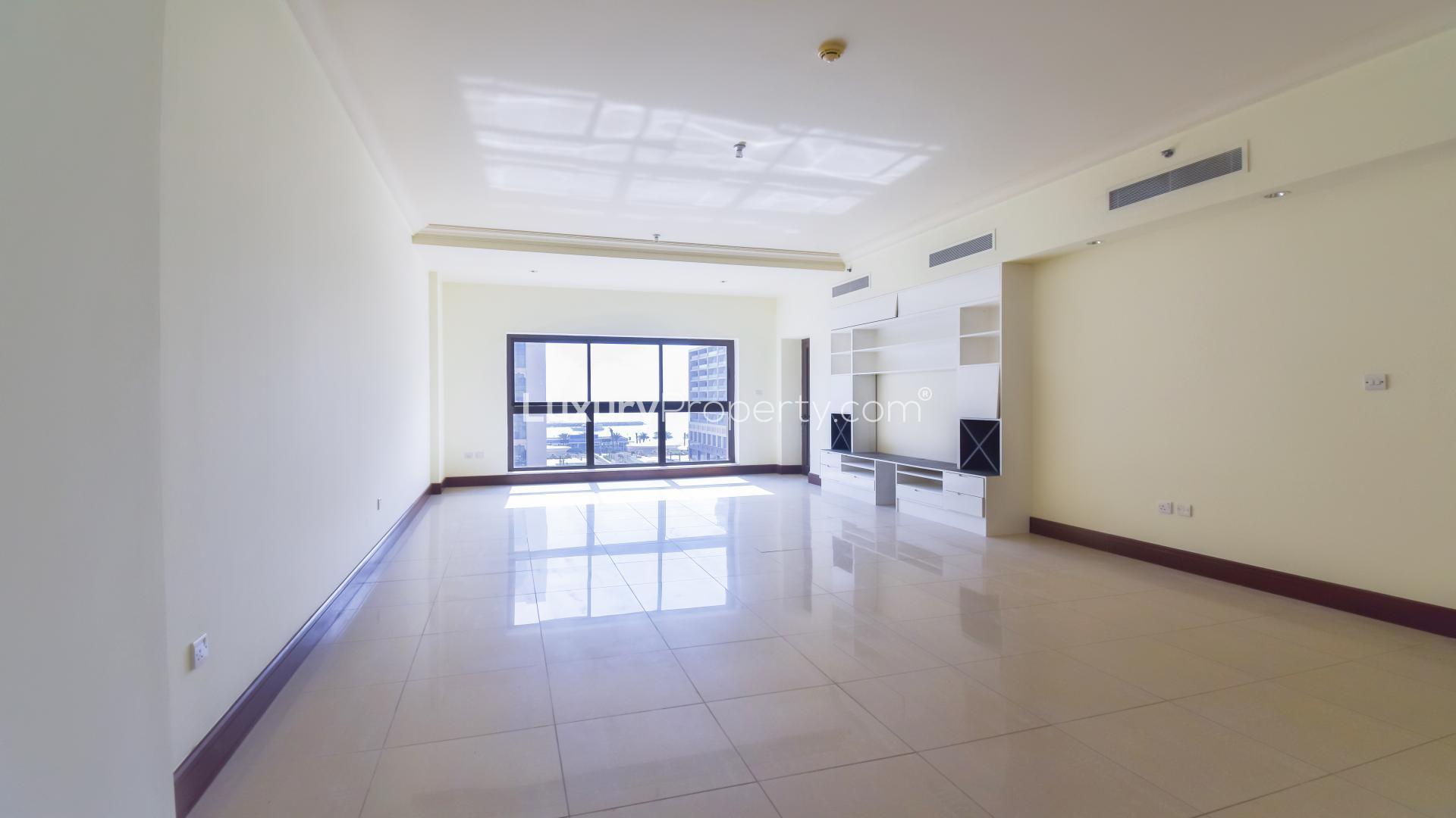 Mid-floor apartment balcony view in Golden Mile, Palm Jumeirah, Dubai