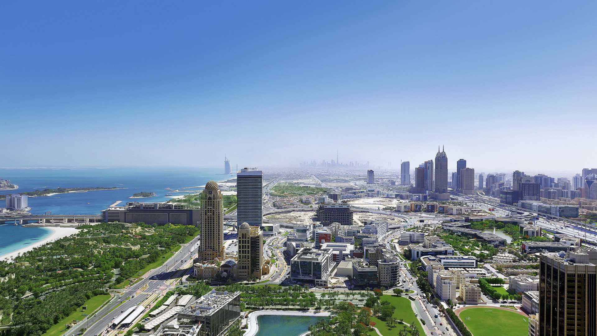 Outdoor pool at Marina Arcade Tower, Dubai Marina, two-bedroom apartment for sale