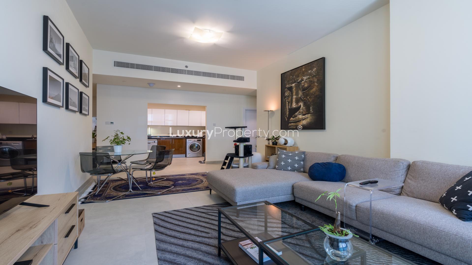 N/A,Contemporary kitchen in 2-bedroom Dubai Marina apartment, featuring modern appliances and sleek finishes