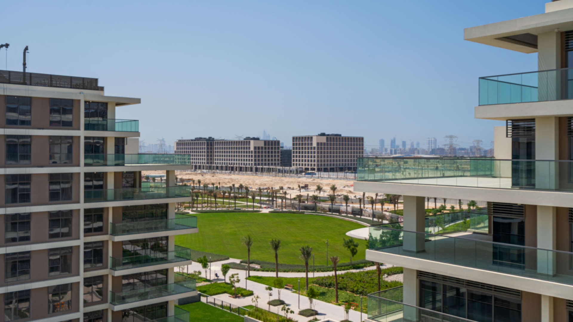 2-bedroom apartment at Mulberry Park Heights, Dubai Hills Estate with pool and park view