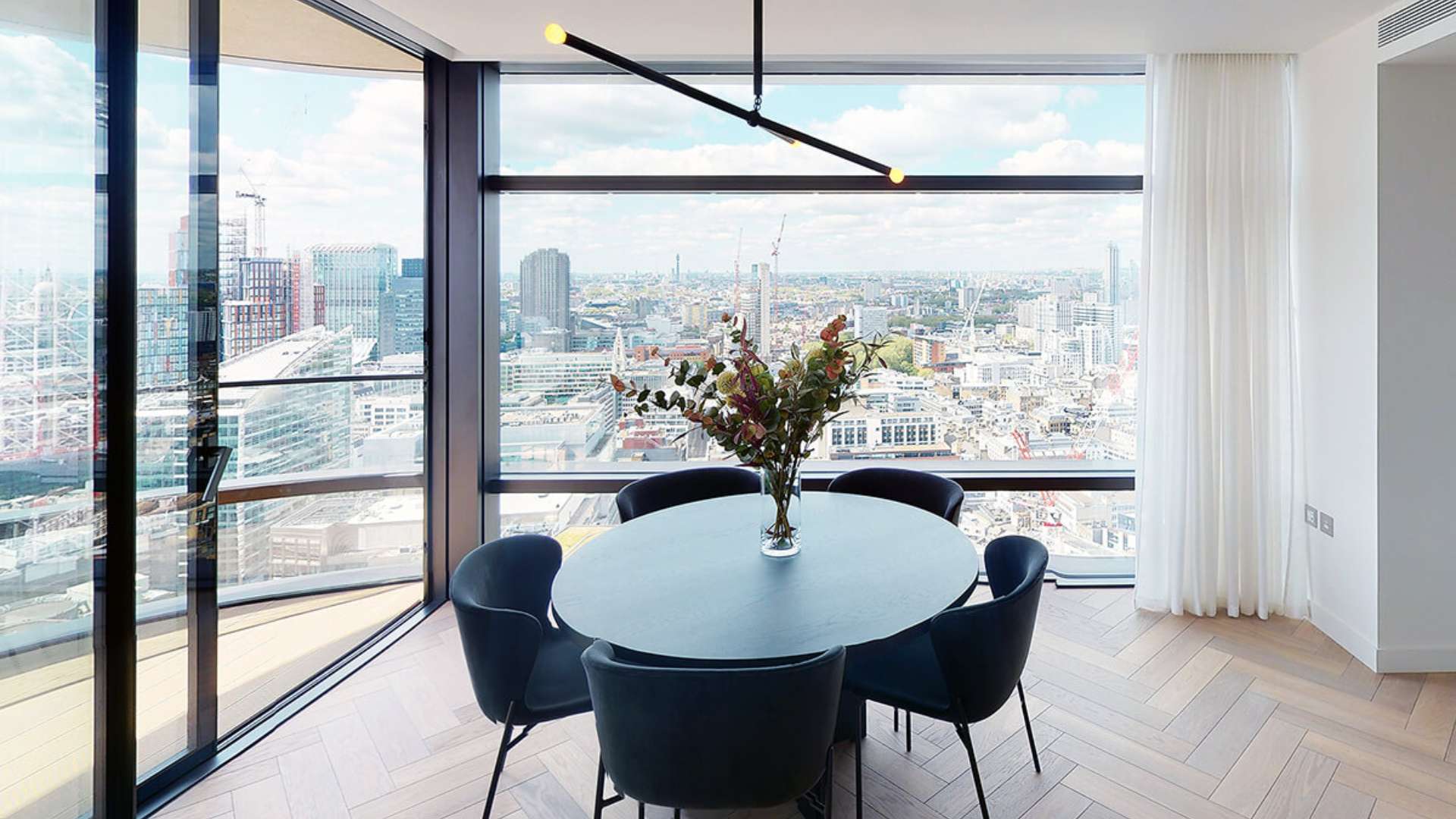 Modern kitchen and dining area in London apartment, Principal Tower, for sale