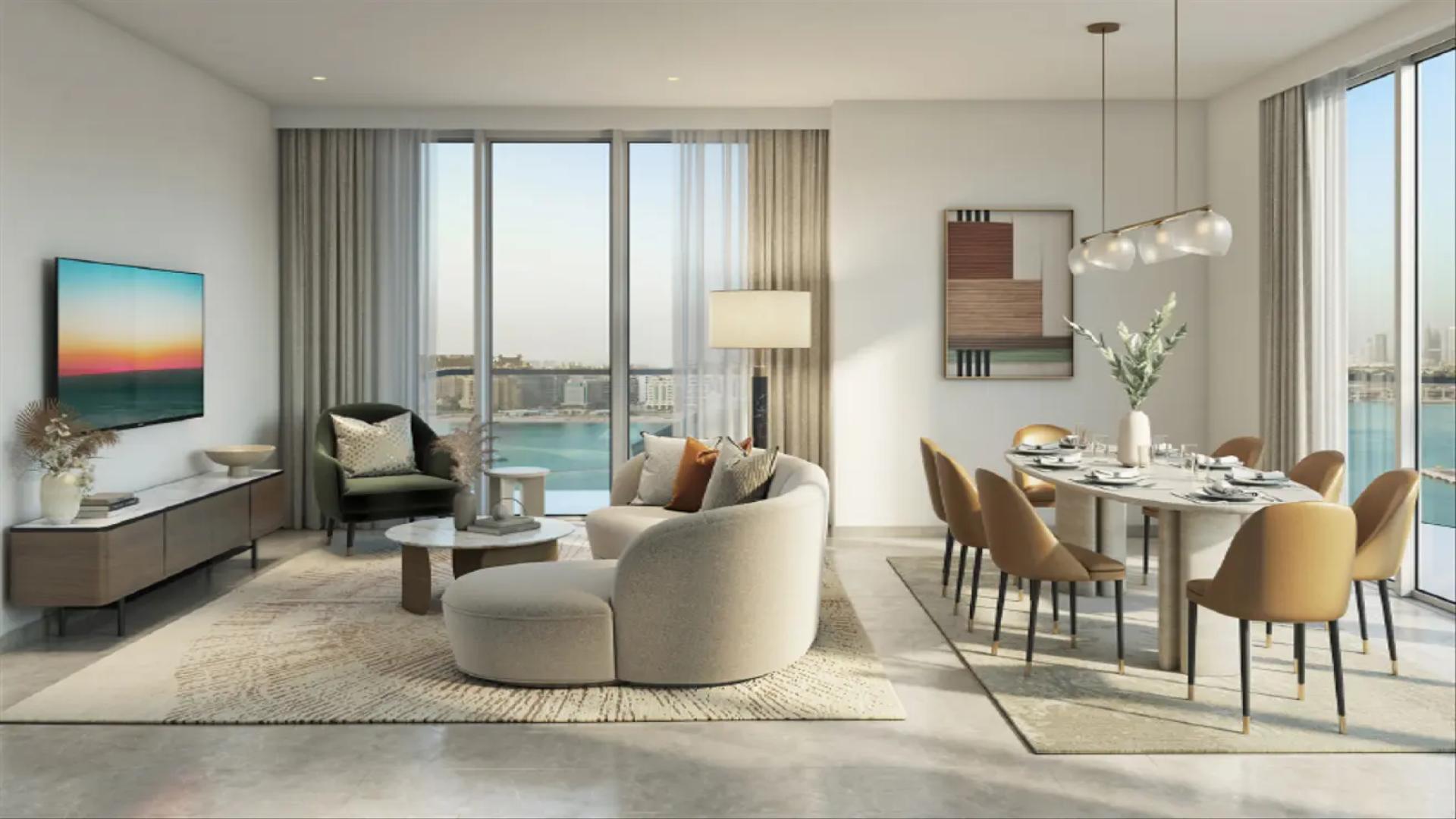 Modern beachfront apartment towers in Emaar Beachfront, Dubai Harbour with stunning ocean views