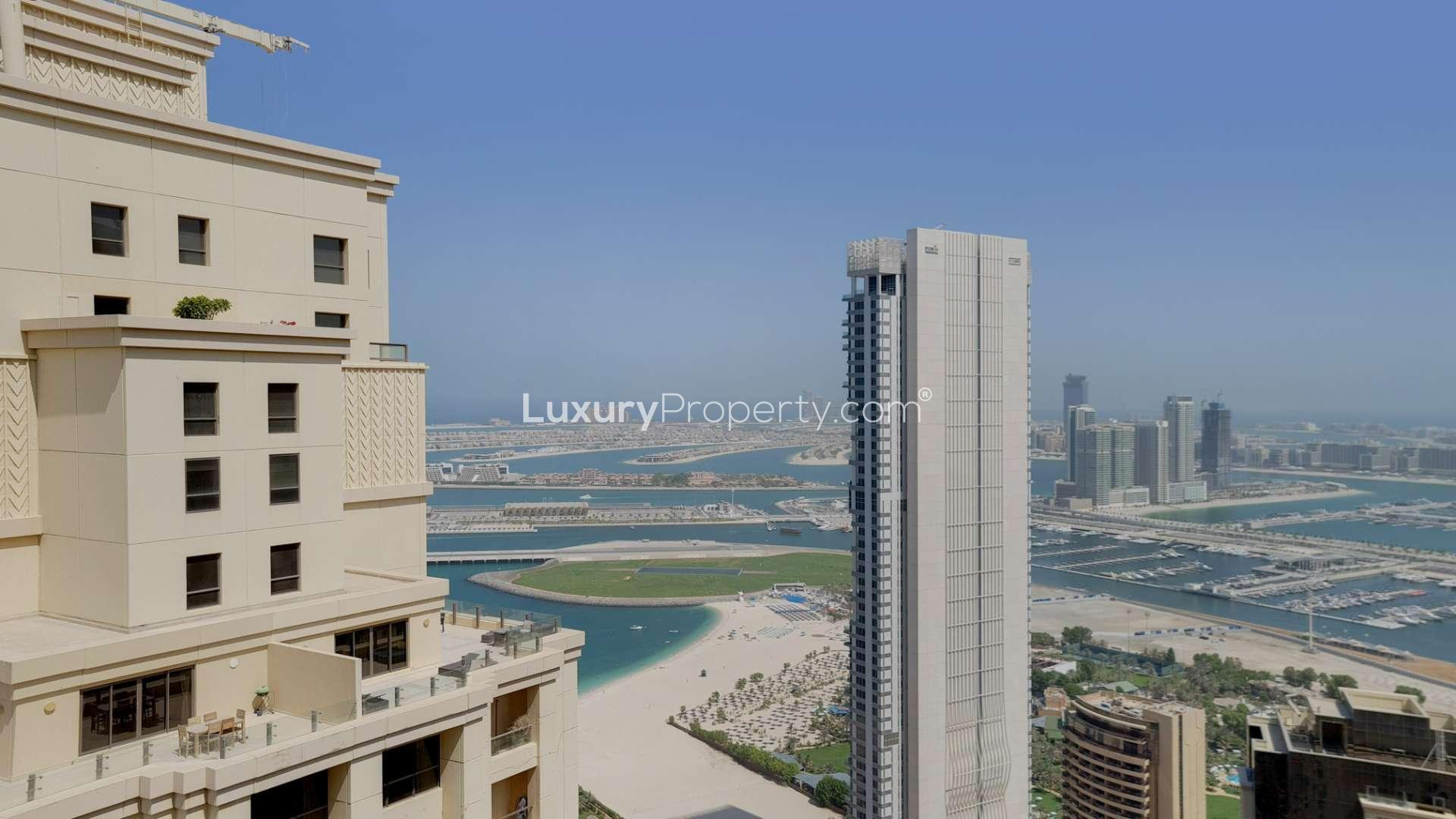 High-floor loft interior with modern decor in Jumeirah Beach Residence, Sadaf apartment for sale