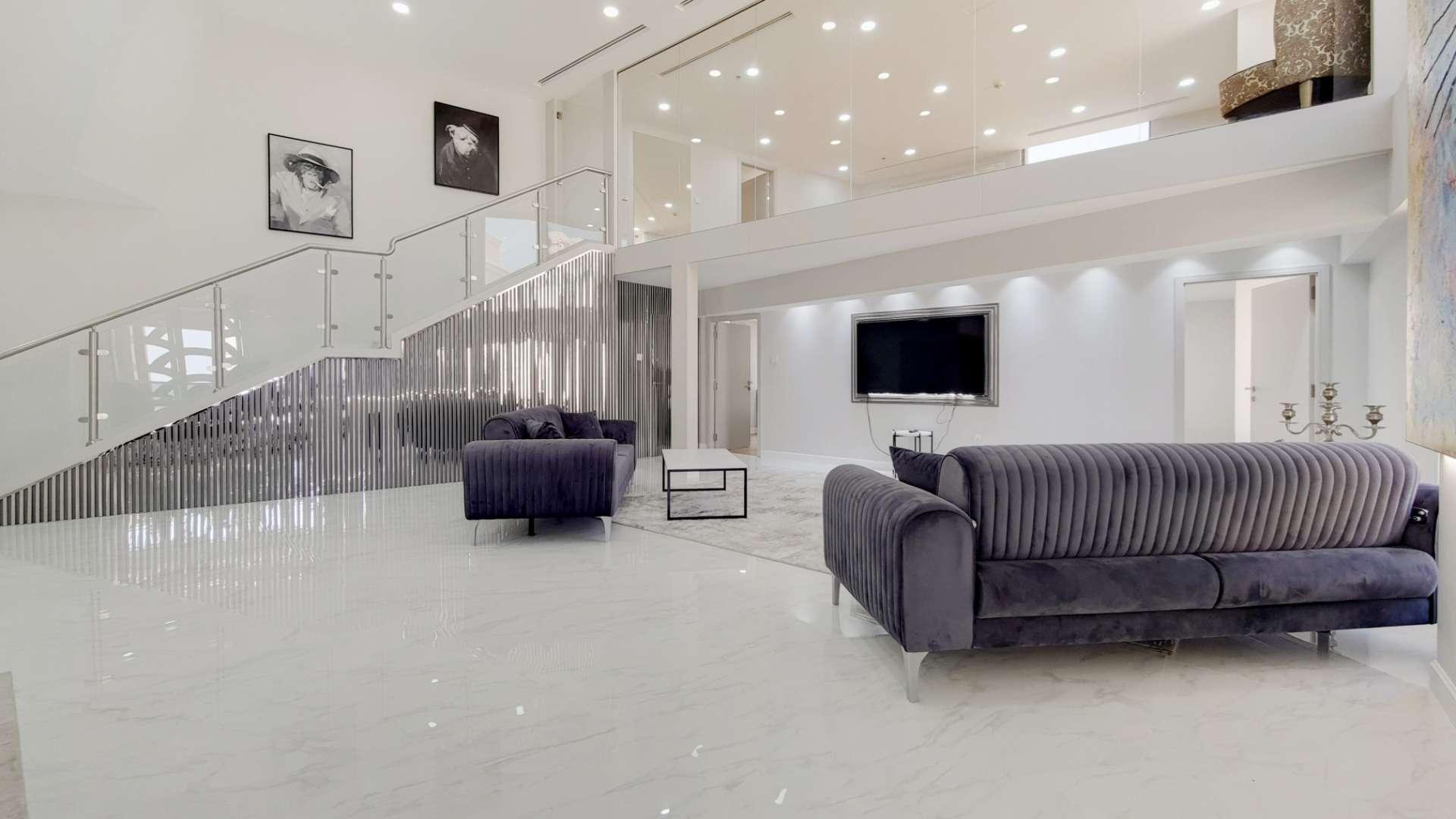 High-floor loft living room with modern decor in Jumeirah Beach Residence, Sadaf apartment