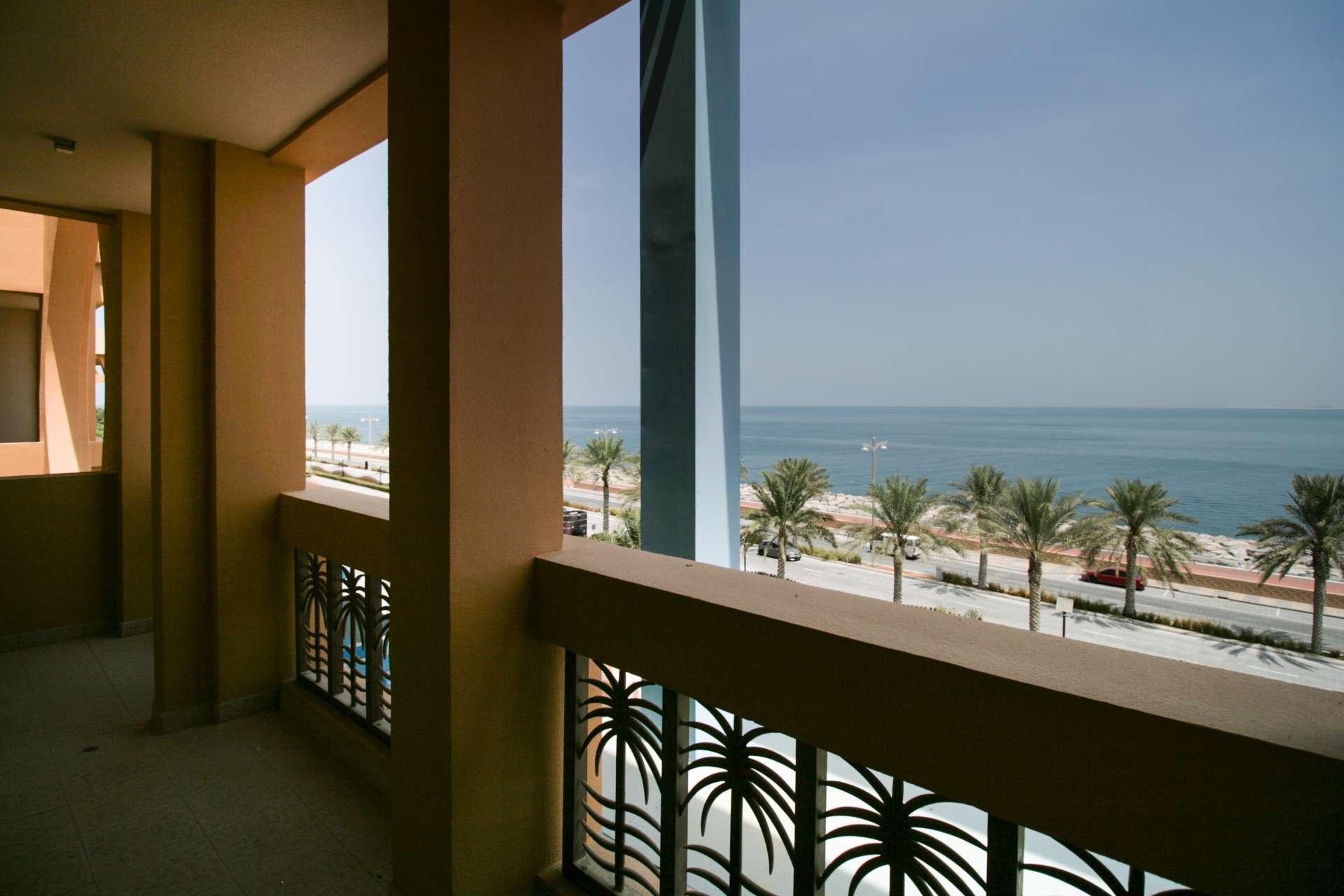 Empty living room in 2-bedroom beachfront apartment, Sarai Apartments, Palm Jumeirah, sea view