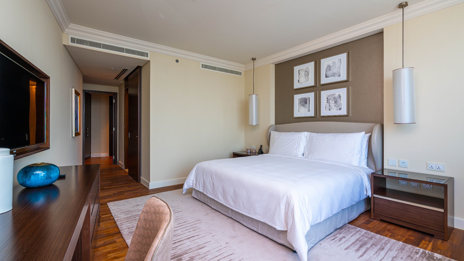 Luxurious bedroom in Downtown Dubai apartment, elegant decor, The Address Residence Fountain Views