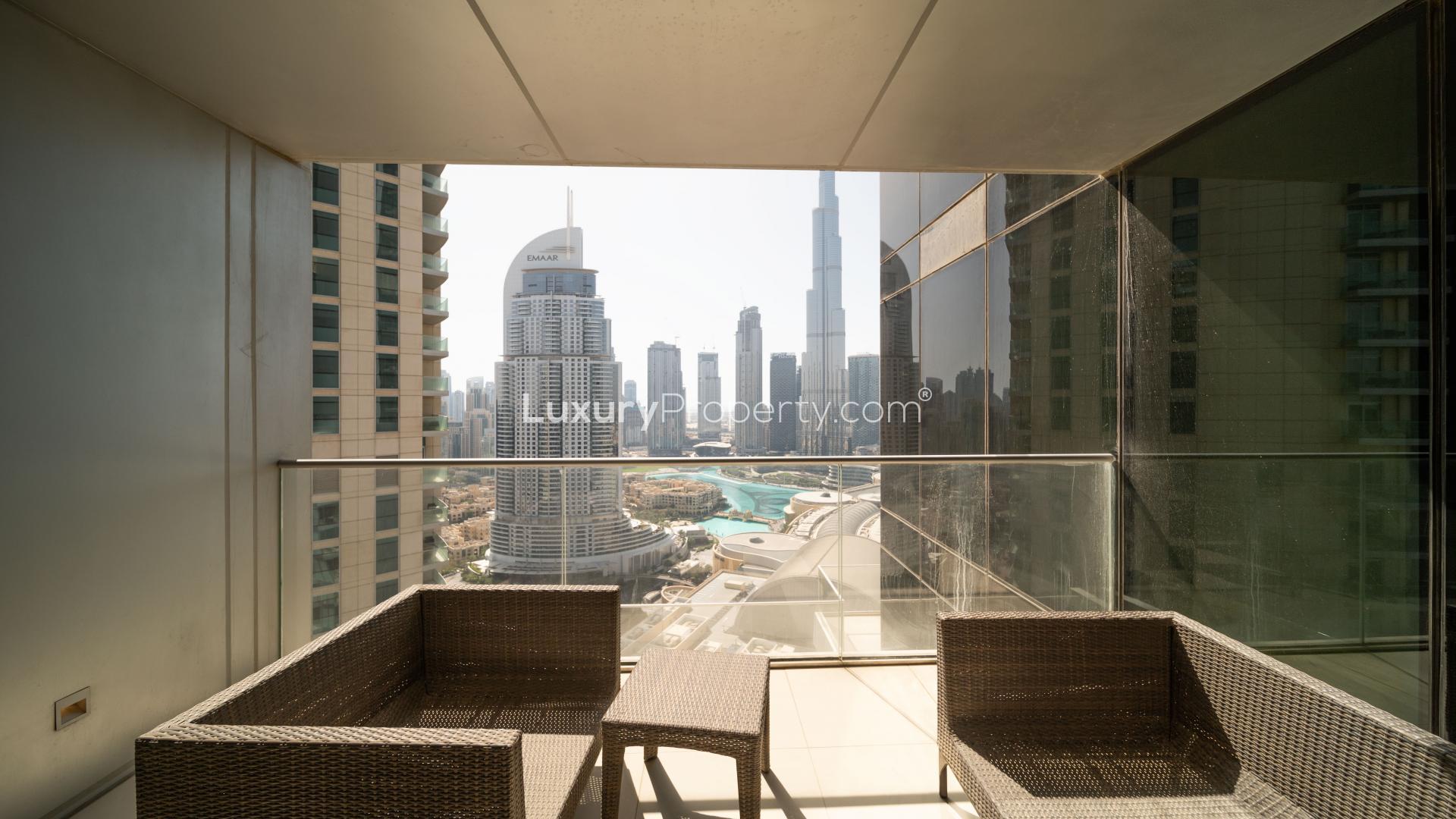 Luxurious 2-bedroom apartment with Burj Khalifa and fountain views, Downtown Dubai for sale