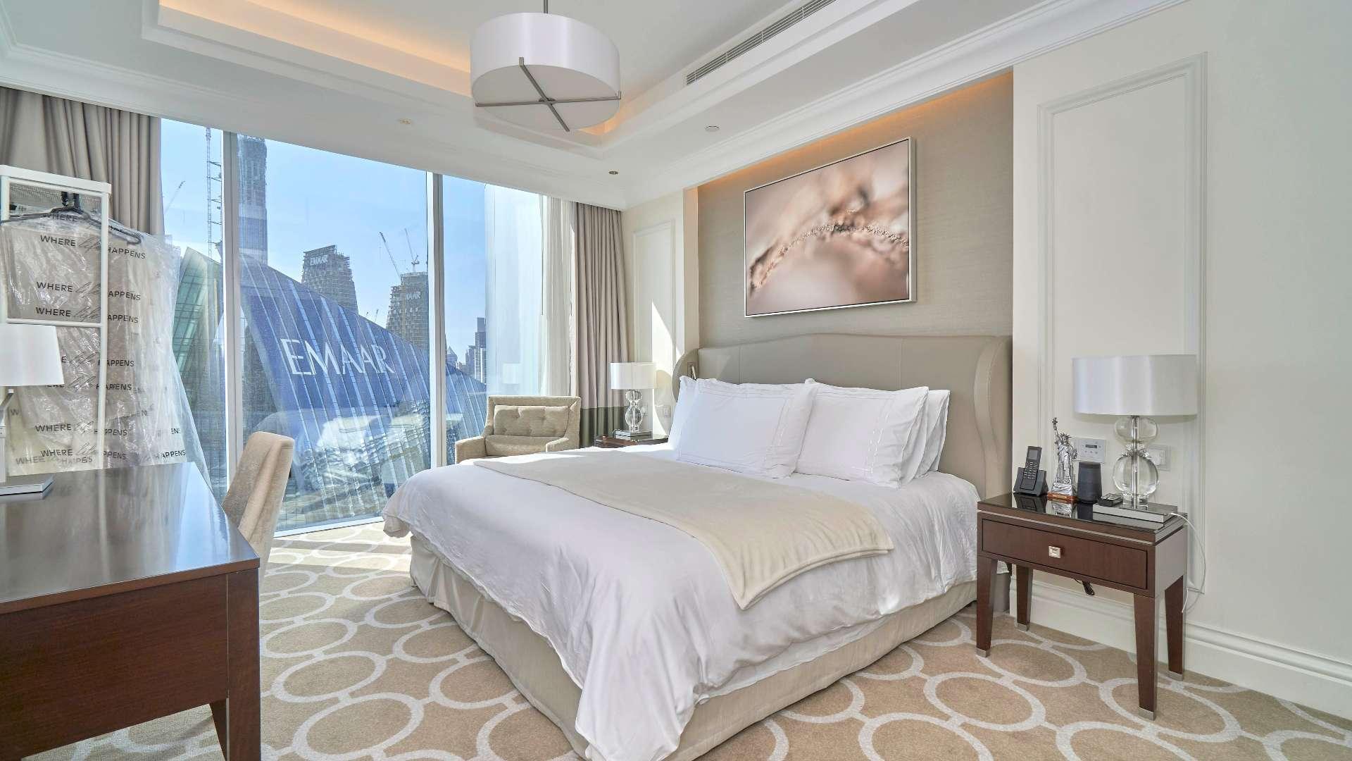 Stunning cityscape view from The Address The BLVD apartment in Downtown Dubai, skyline vista