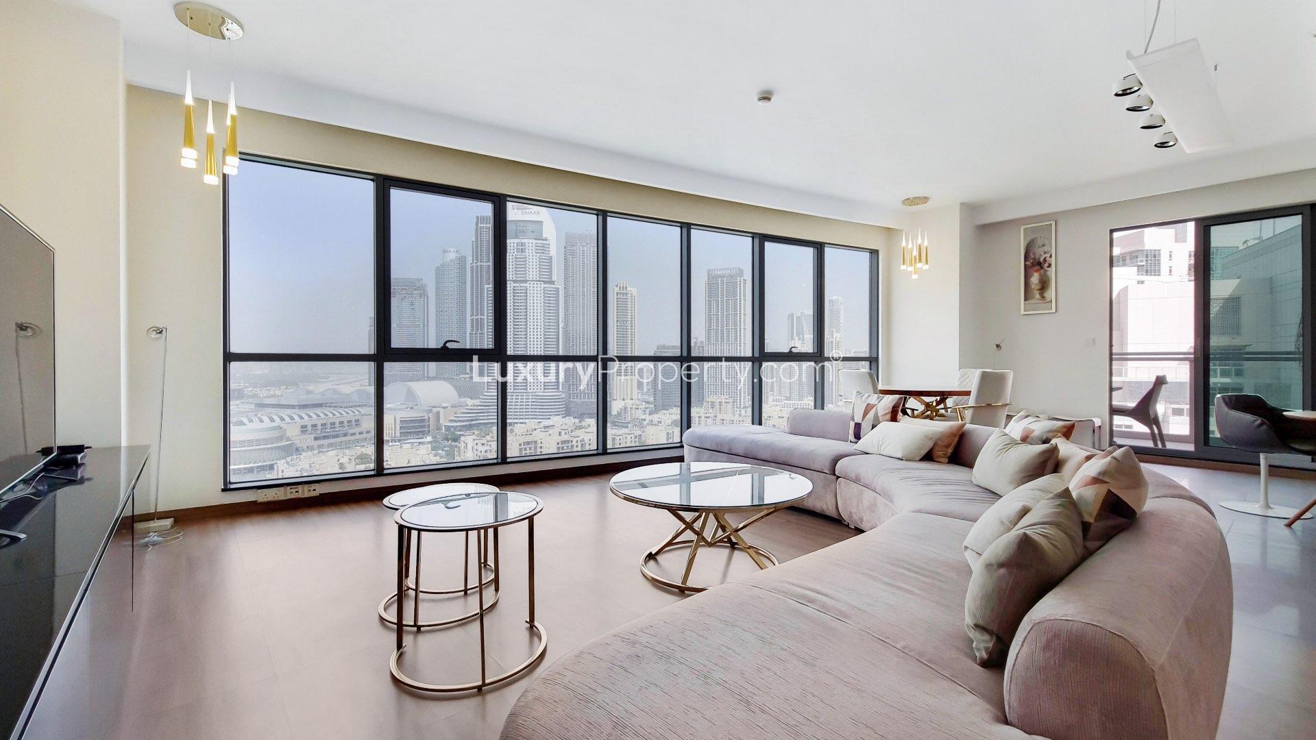 "Modern living room with Burj Khalifa view, Downtown Dubai apartment for sale, LP13818.",Luxury bedroom with Burj Khalifa view in Downtown Dubai apartment for sale