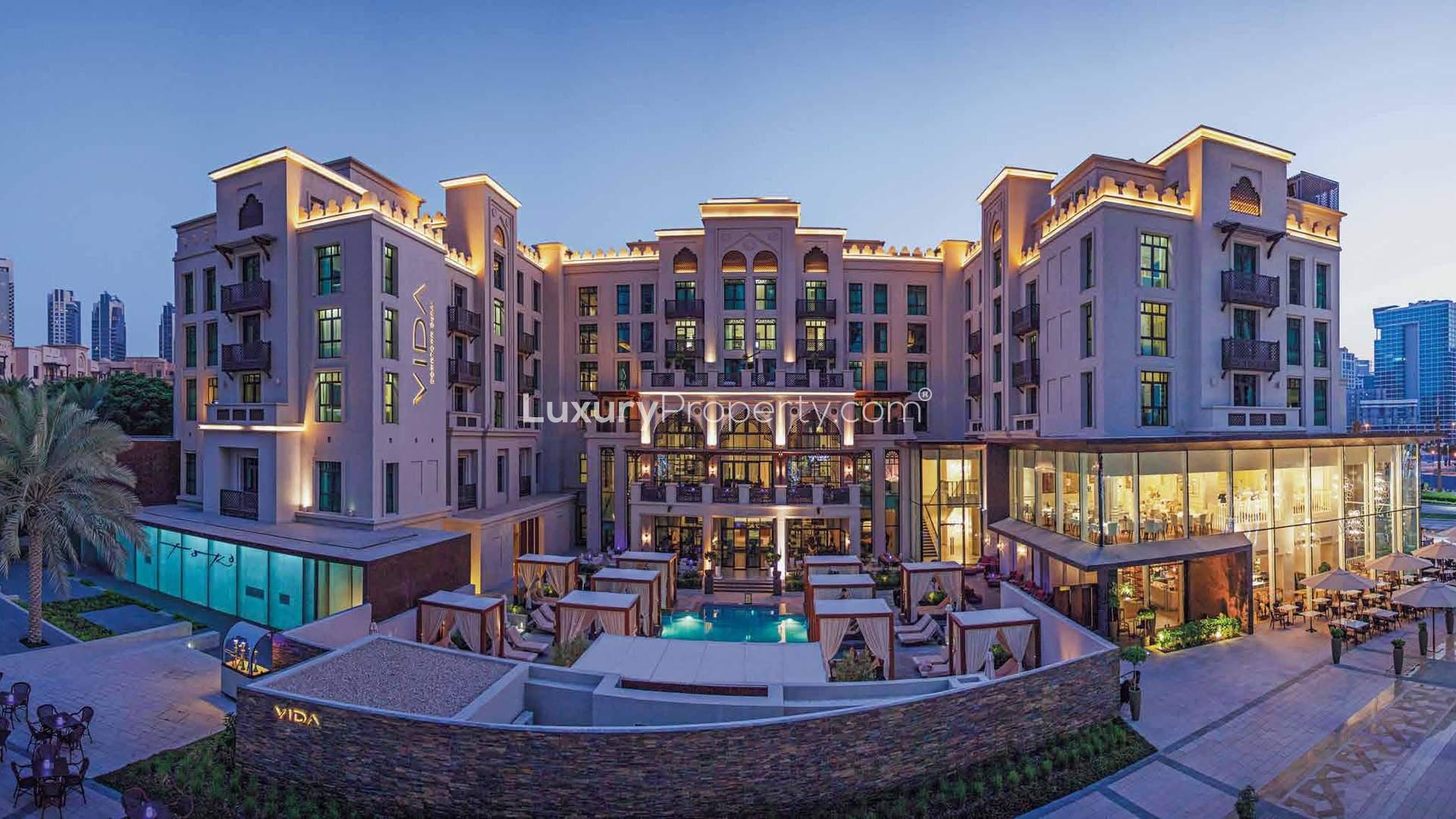 Luxurious living room in Vida Residence apartment with panoramic golf course views