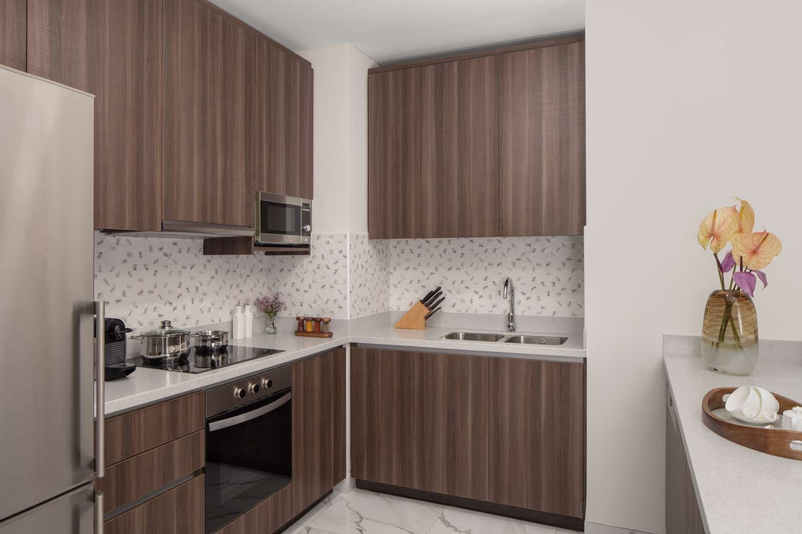 Two-bedroom apartment in Avani Palm View, Dubai Media City with stunning Palm views