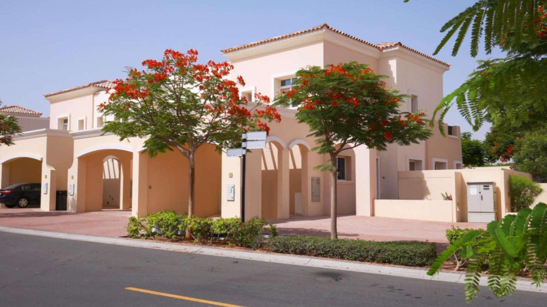 2 Bedroom townhouse with garden for rent in Alma, Arabian Ranches. Ref No: LP13720