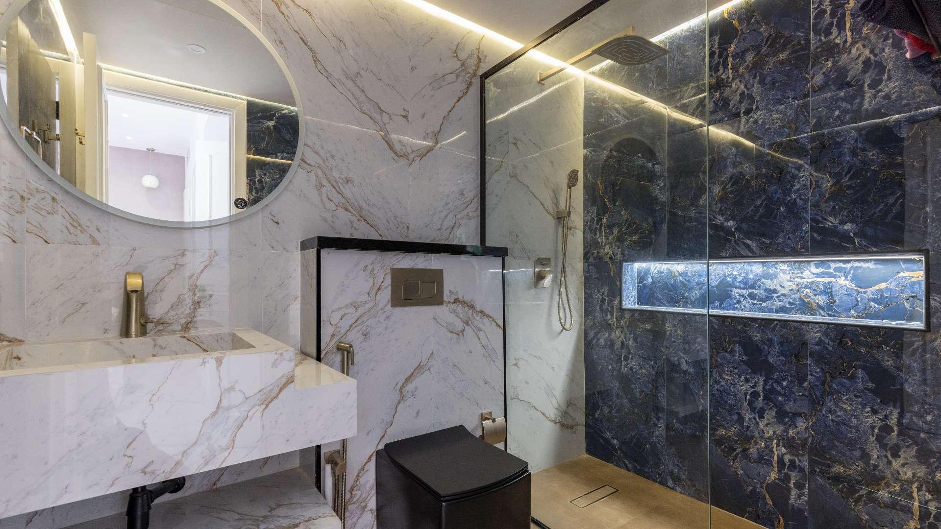 Elegant living room in 2-bedroom townhouse, The Springs, Emirates Living. Modern decor, spacious interior